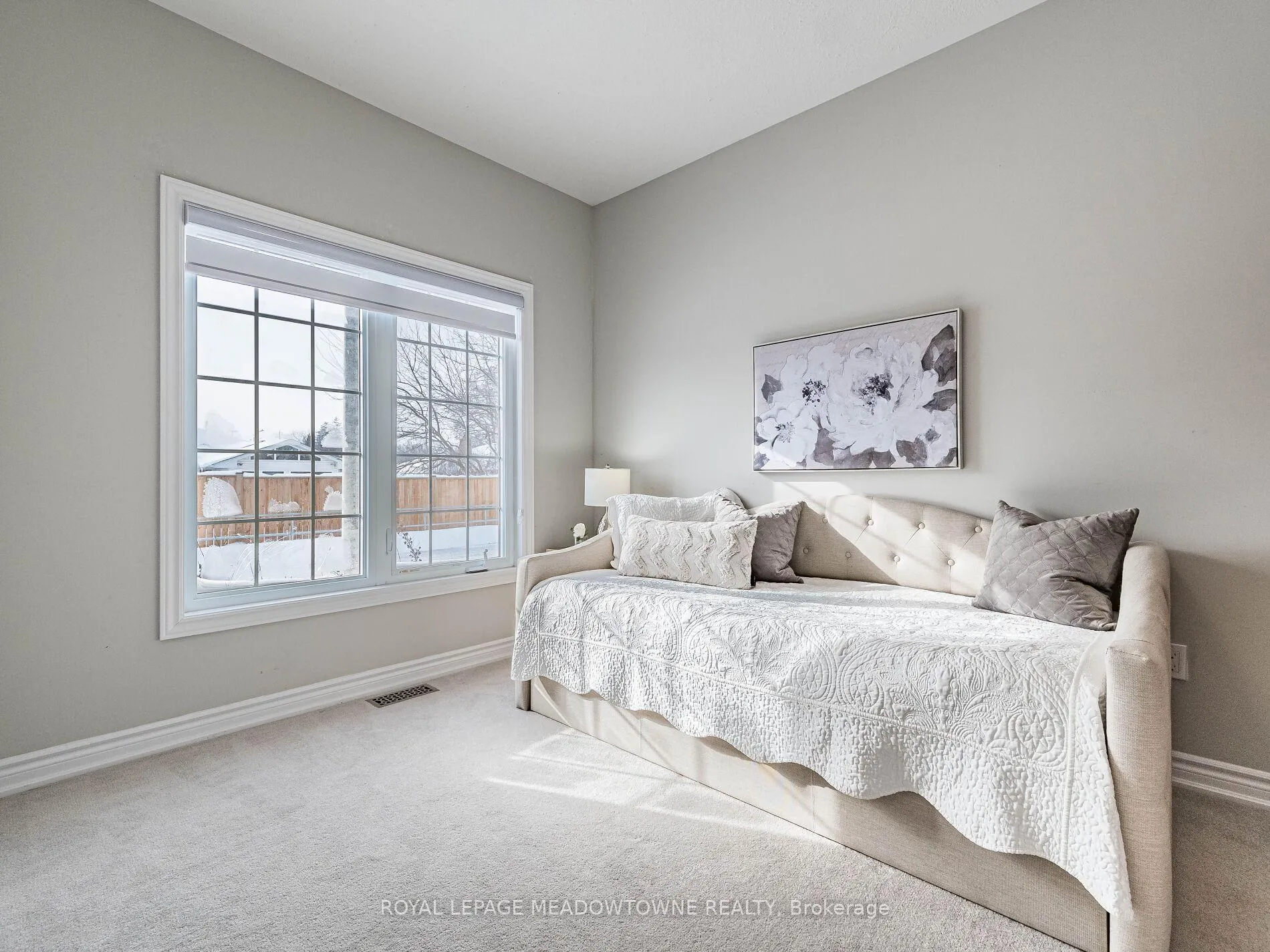 Photo 5 of Unit 7, 13 Braida Lane, Halton Hills, Acton — HOMEH