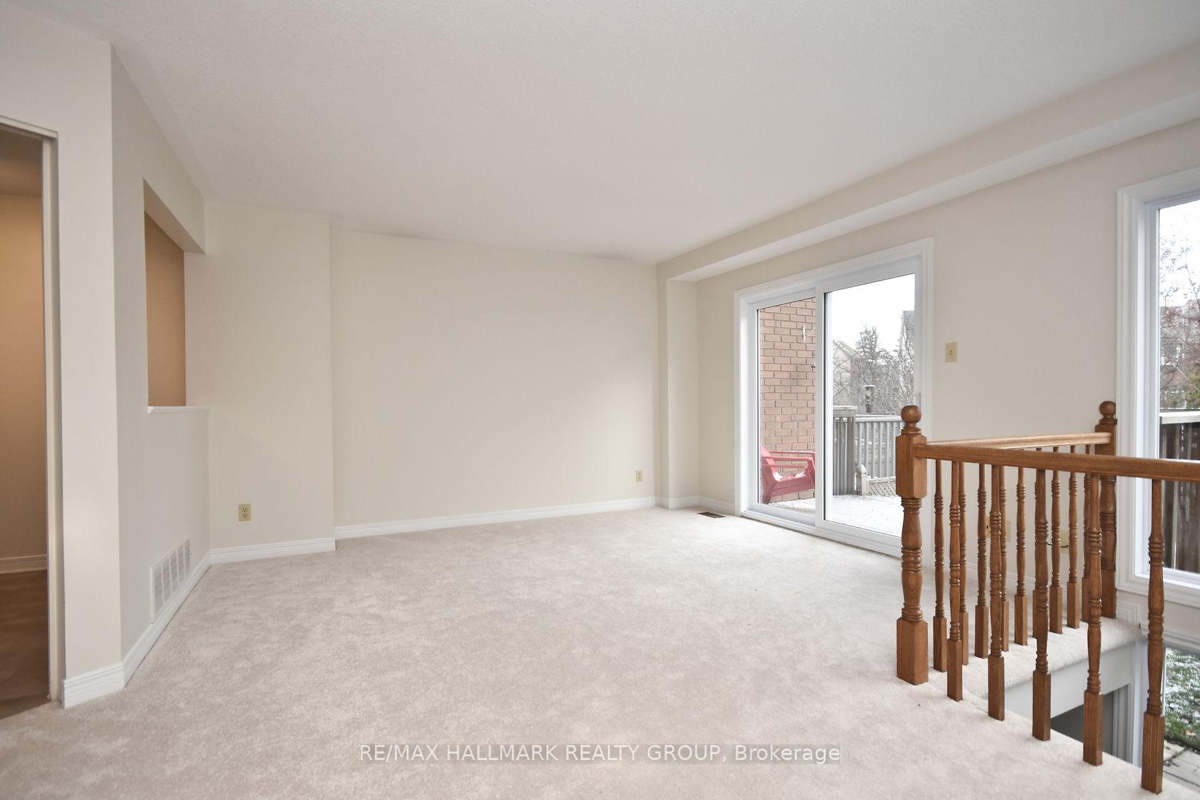 Photo 6 of 132 Dunbarton Court, Ottawa, Cardinal Glen — HOMEH