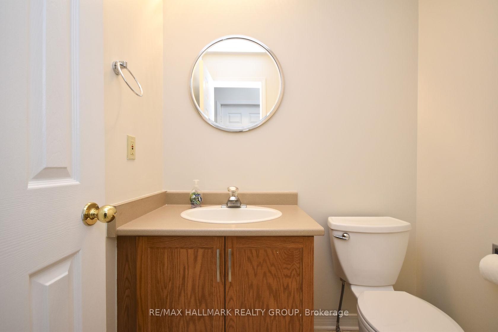 Photo 11 of 132 Dunbarton Court, Ottawa, Cardinal Glen — HOMEH
