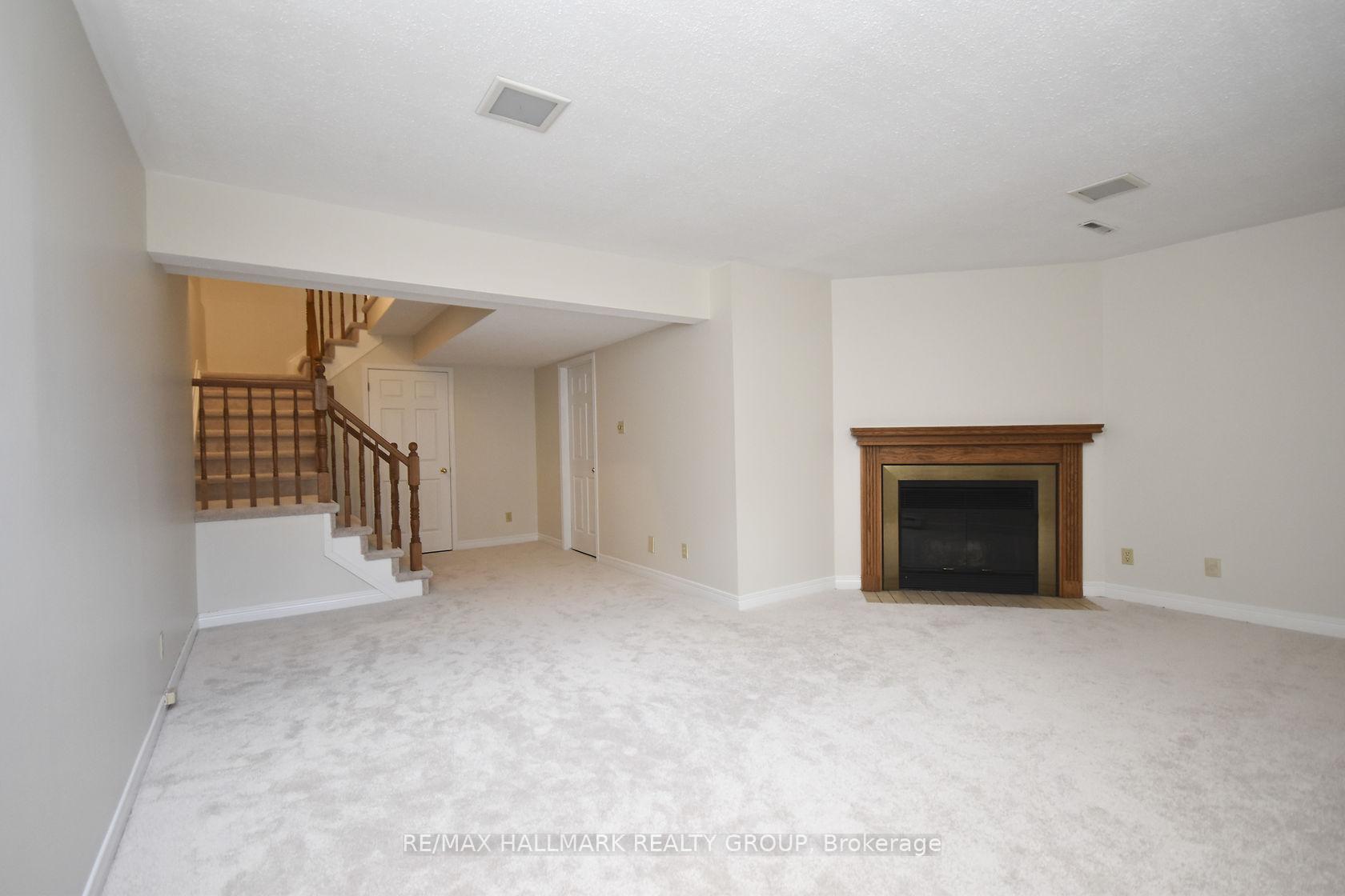 Photo 26 of 132 Dunbarton Court, Ottawa, Cardinal Glen — HOMEH