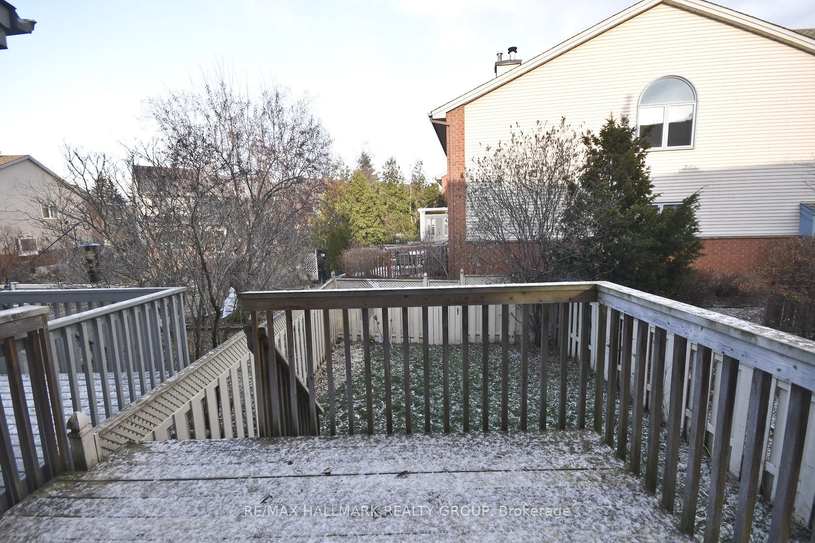 Photo 29 of 132 Dunbarton Court, Ottawa, Cardinal Glen — HOMEH
