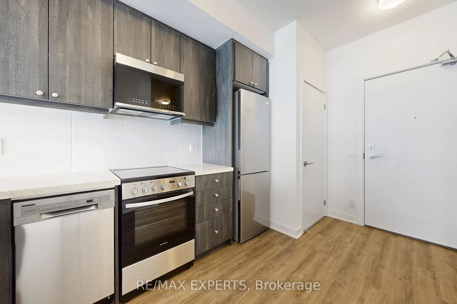 Photo 14 of Unit 118, 51 Clarington Boulevard, Clarington, Bowmanville — HOMEH