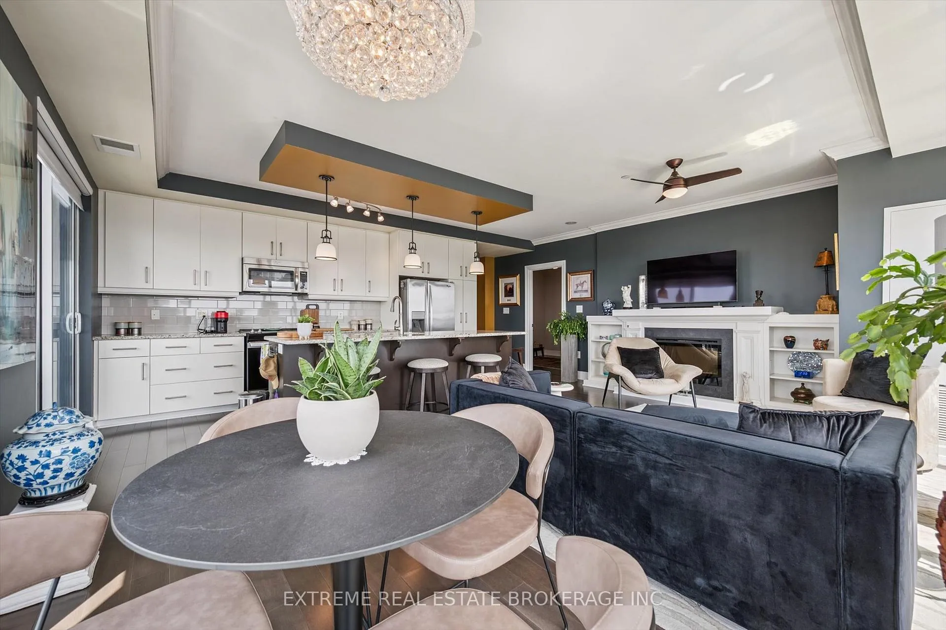 Photo 12 of Unit 1407, 160 Macdonell Street, Guelph, Downtown — HOMEH