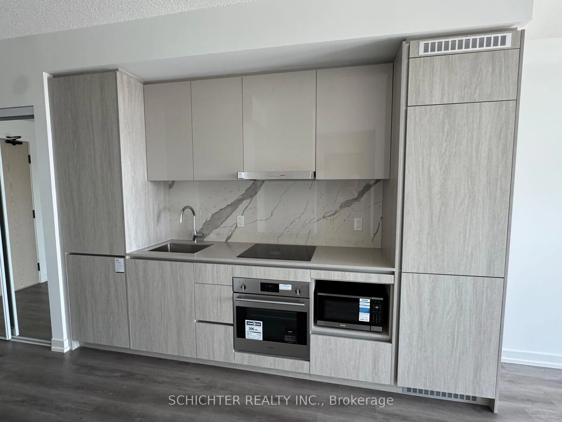 Photo 3 of Unit 312, 28 Interchange Way N, Vaughan, Vaughan Corporate Centre — HOMEH