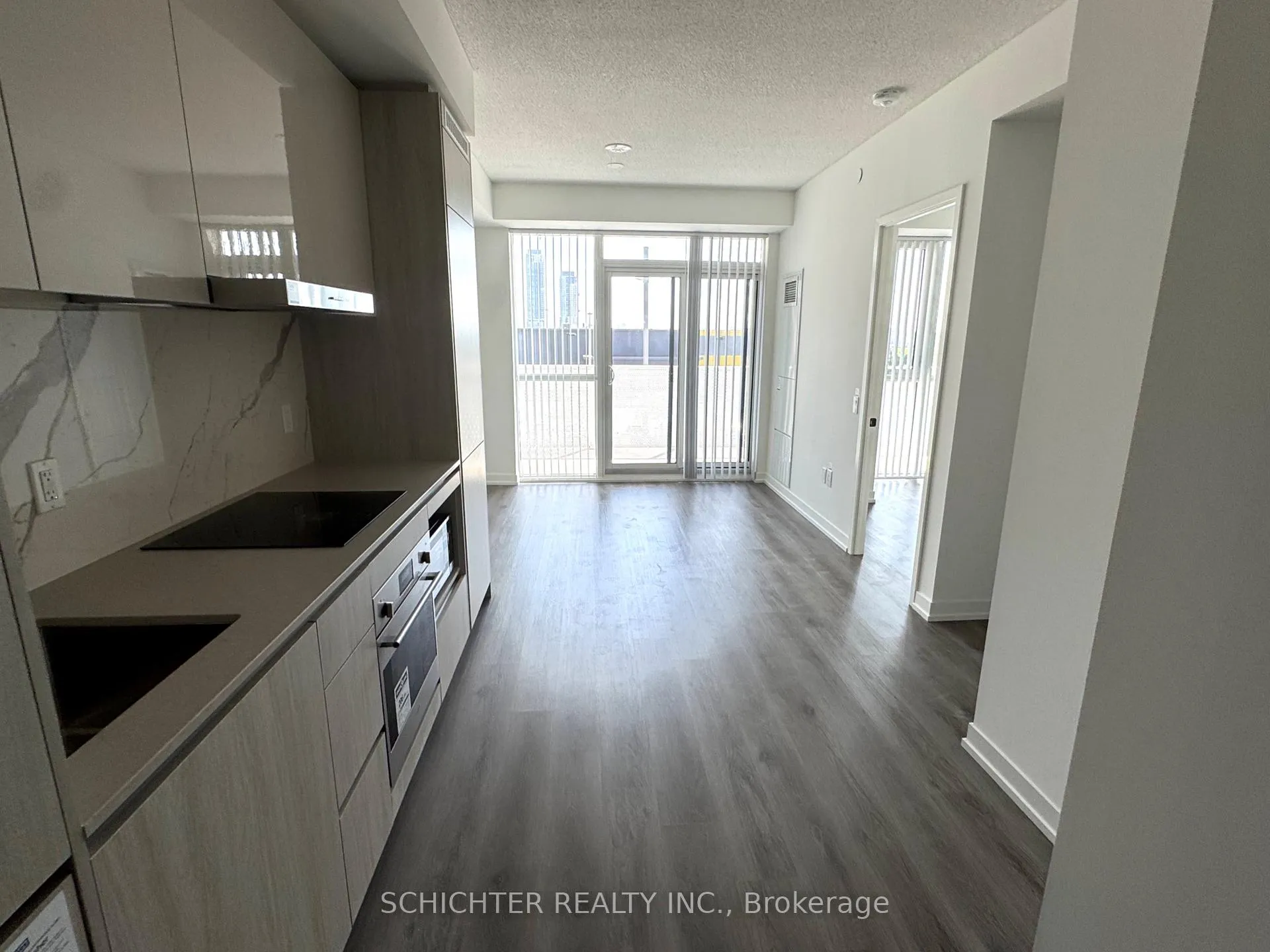 Photo 6 of Unit 312, 28 Interchange Way N, Vaughan, Vaughan Corporate Centre — HOMEH