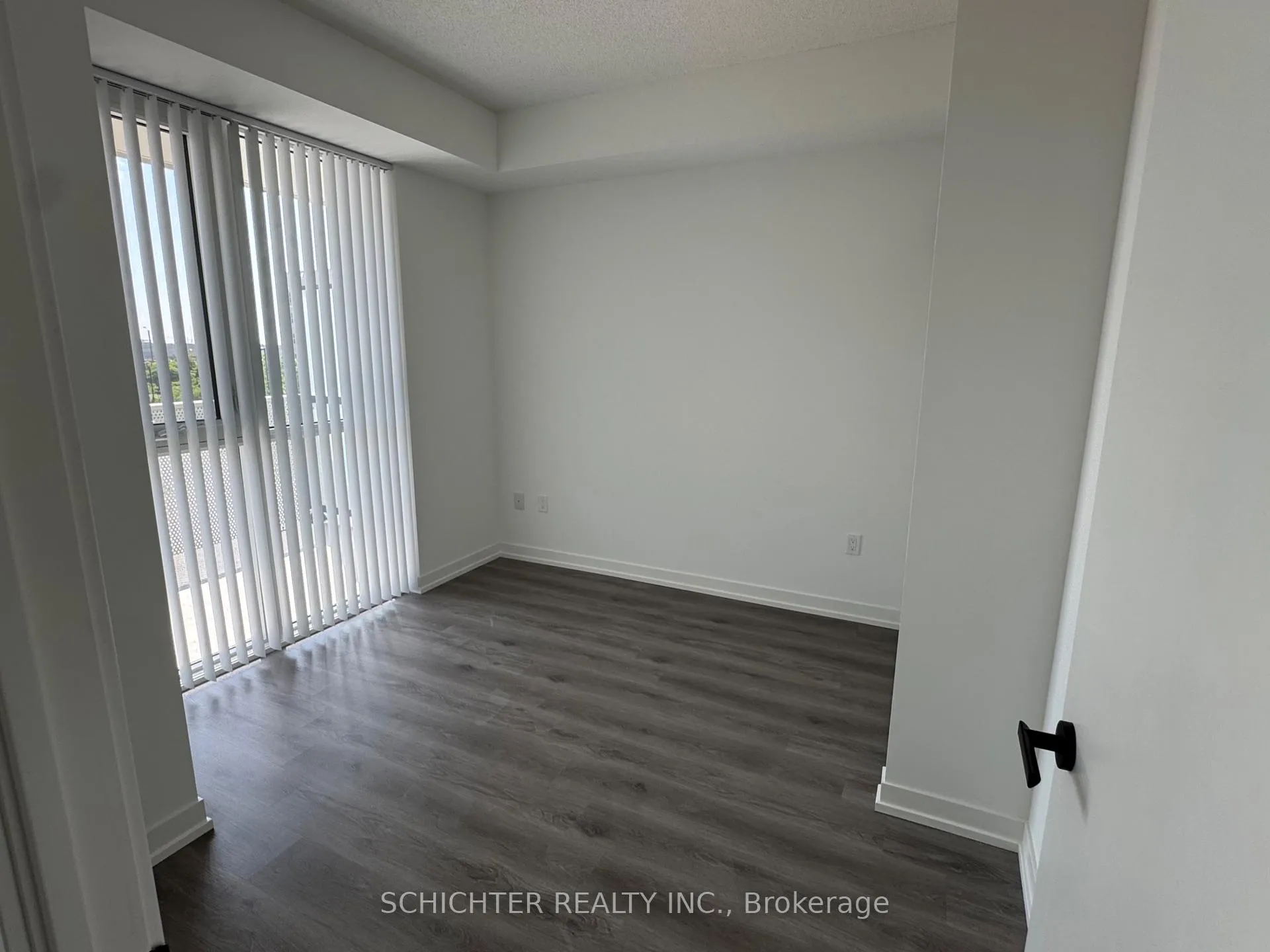Photo 9 of Unit 312, 28 Interchange Way N, Vaughan, Vaughan Corporate Centre — HOMEH