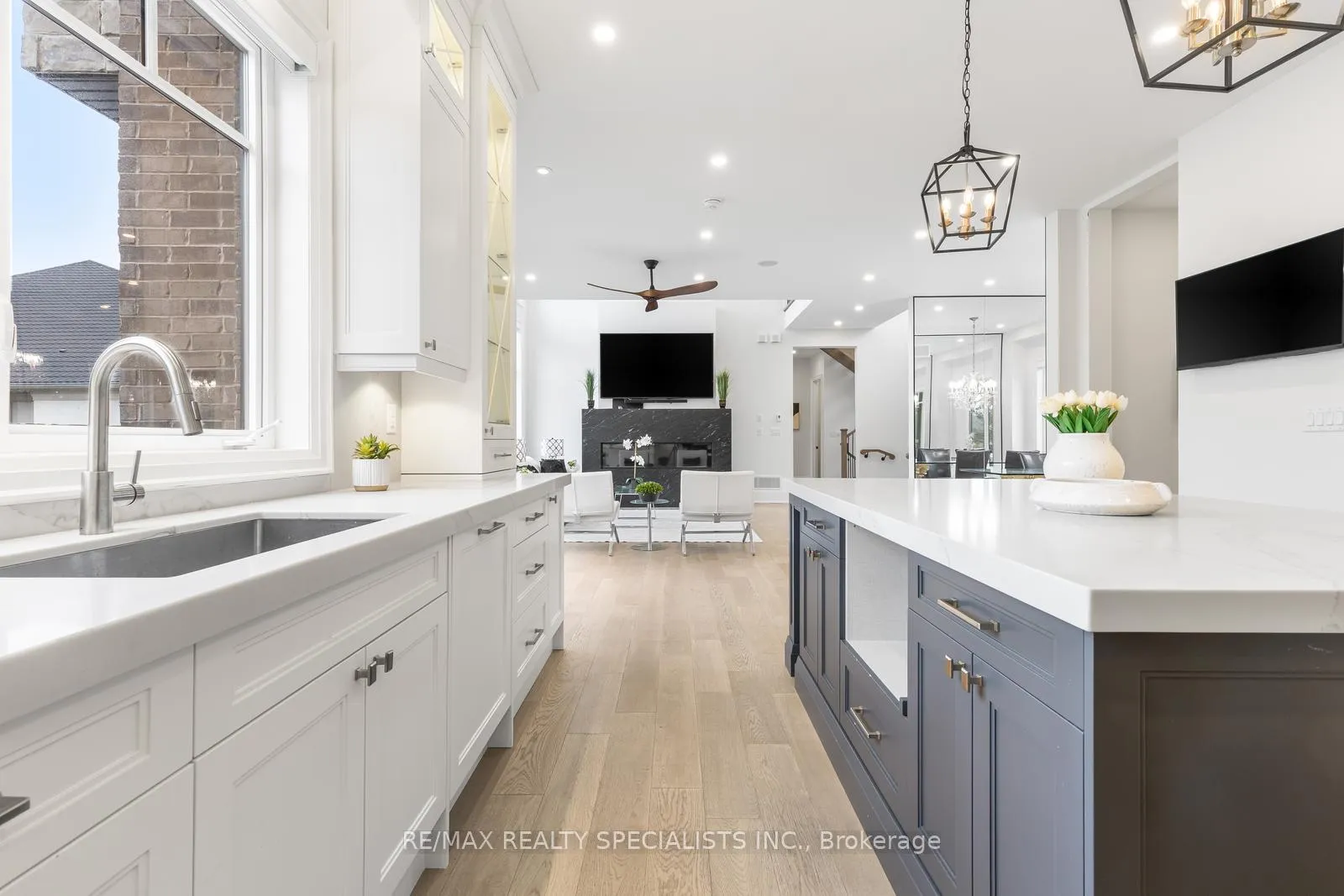 Photo 11 of 16 Shoreline Crescent, Grimsby, Grimsby Beach — HOMEH