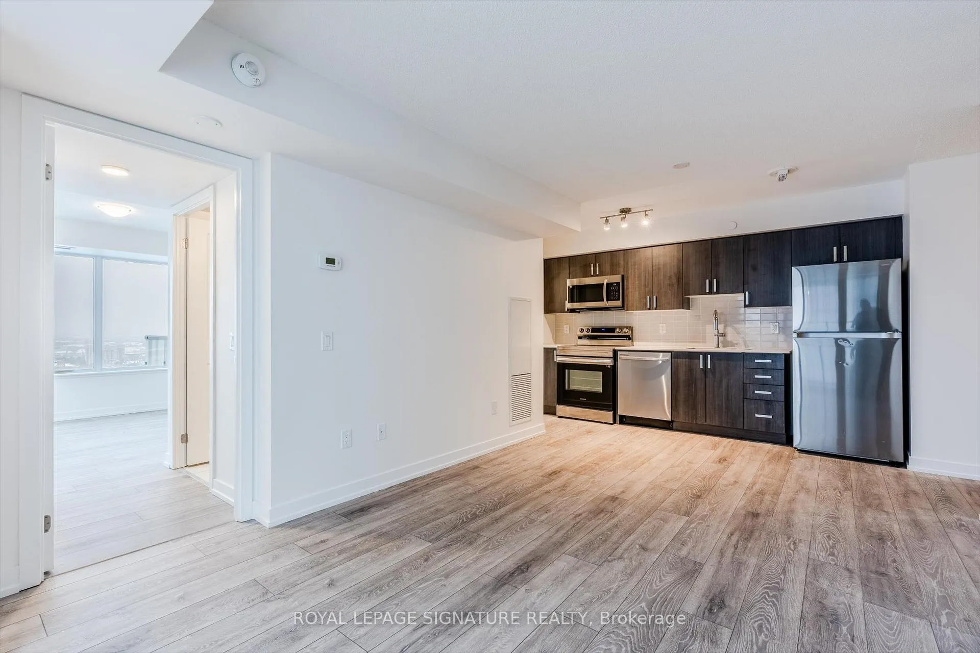 Photo 14 of Unit 1708, 1455 Celebration Drive, Pickering, Bay Ridges — HOMEH