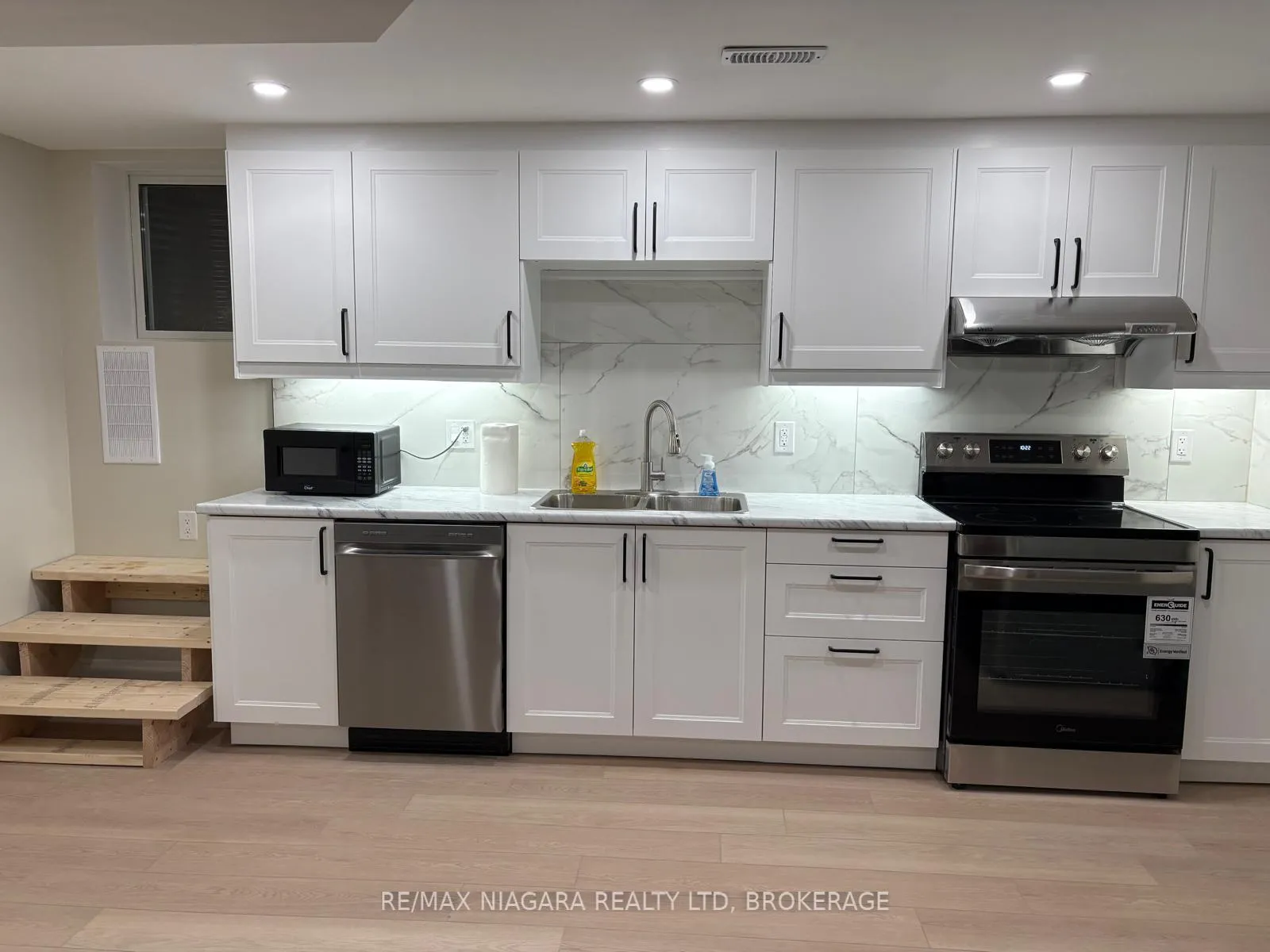 Photo 2 of Unit BSMT, 26 Shadow Court, Hamilton, Crerar — HOMEH