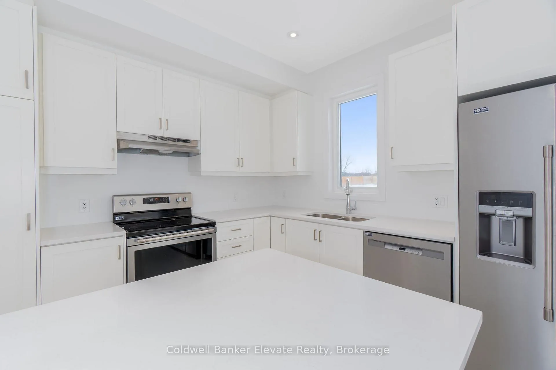 Photo 6 of 72 Windtree Way, Halton Hills, Georgetown — HOMEH