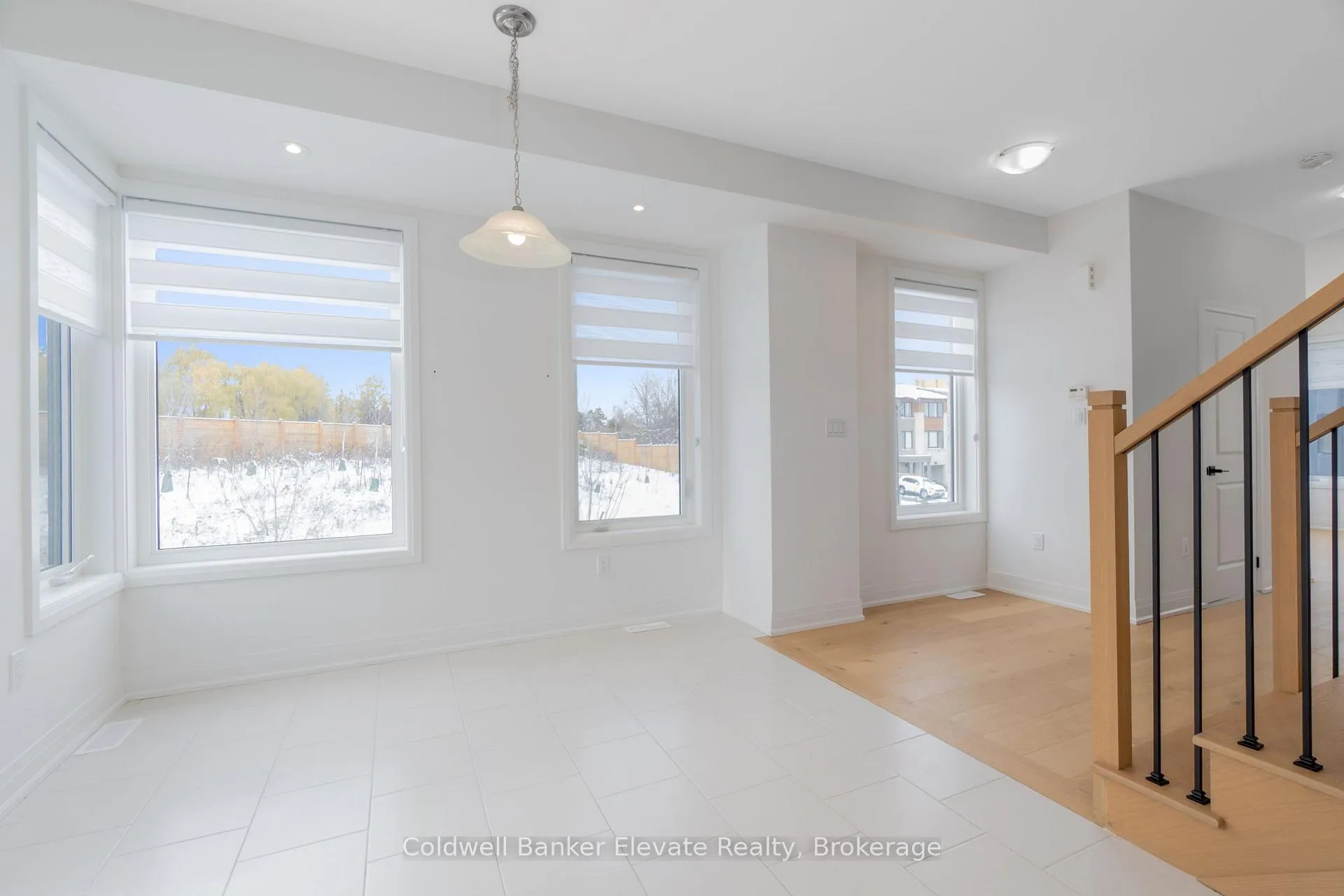 Photo 8 of 72 Windtree Way, Halton Hills, Georgetown — HOMEH