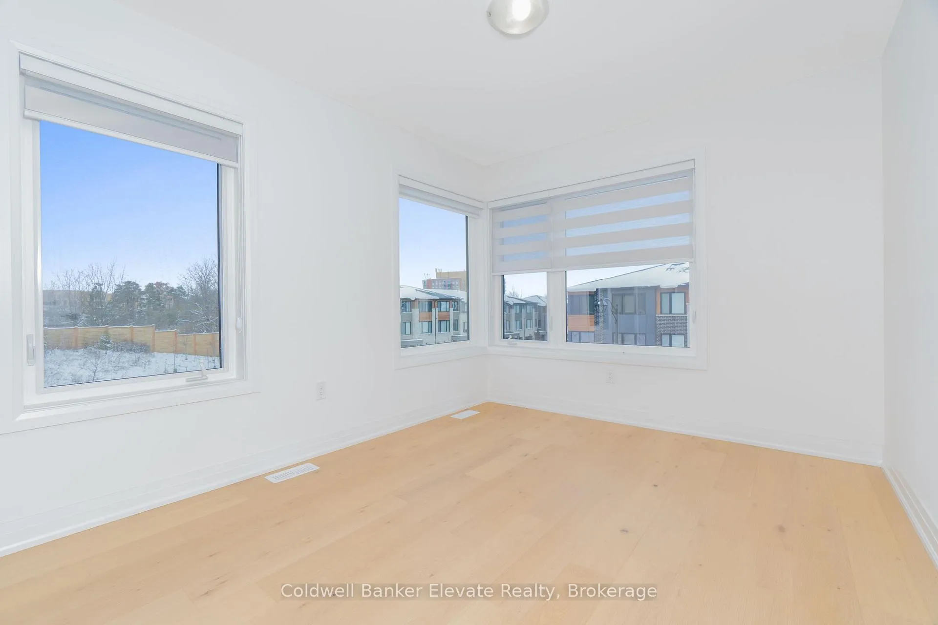 Photo 38 of 72 Windtree Way, Halton Hills, Georgetown — HOMEH