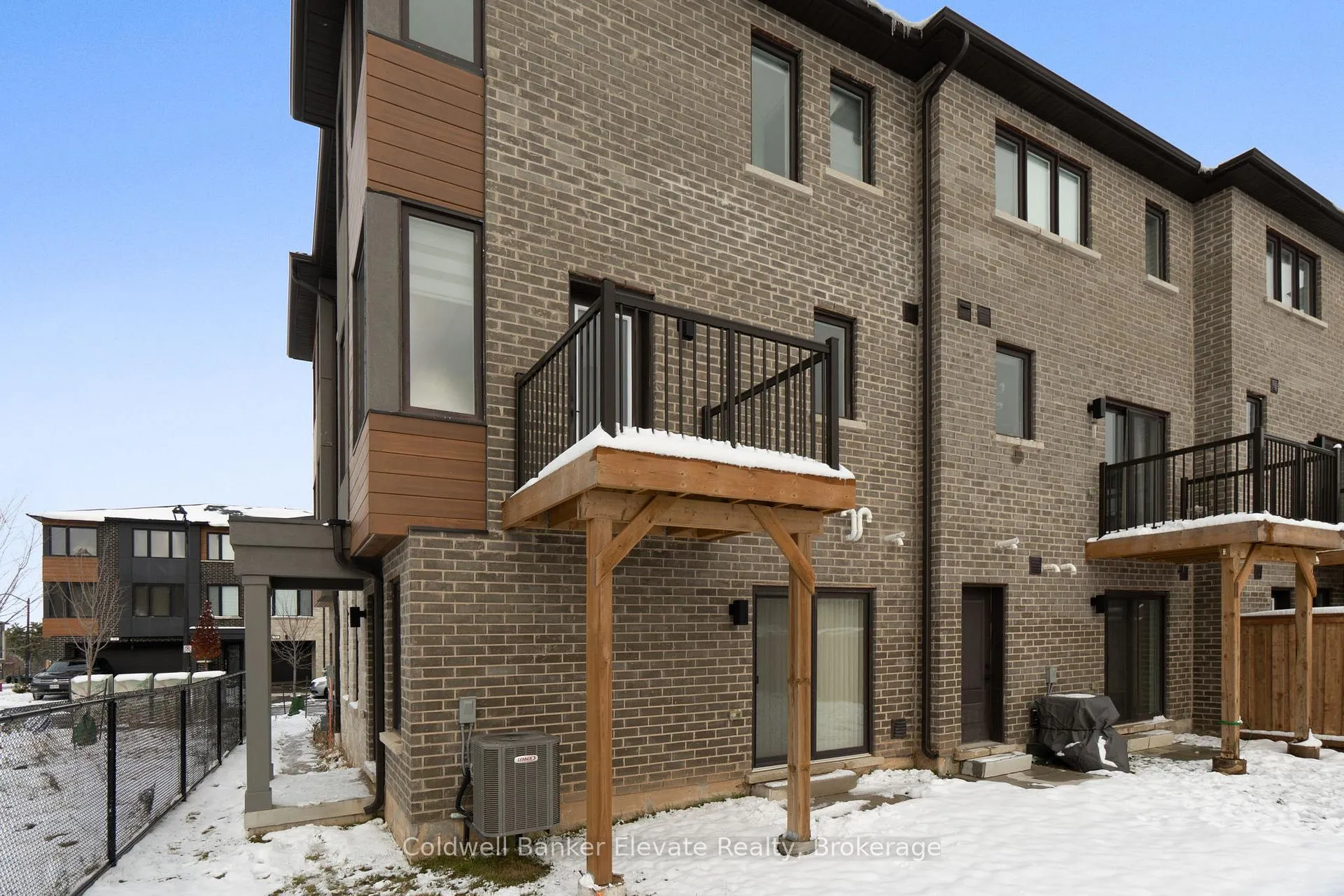 Photo 48 of 72 Windtree Way, Halton Hills, Georgetown — HOMEH