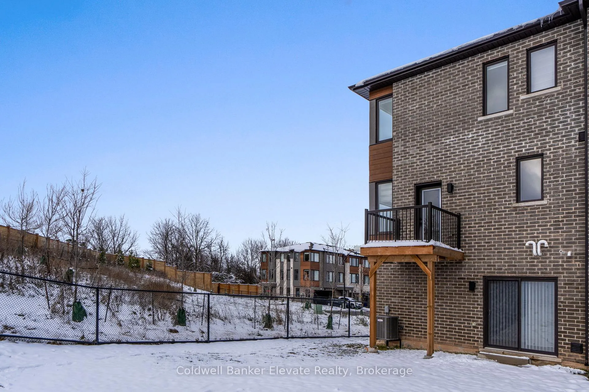 Photo 49 of 72 Windtree Way, Halton Hills, Georgetown — HOMEH
