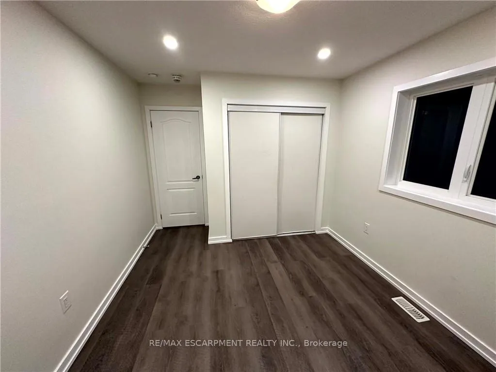 Photo 37 of 7 Abercrombie Crescent, Brampton, Northwest Brampton — HOMEH