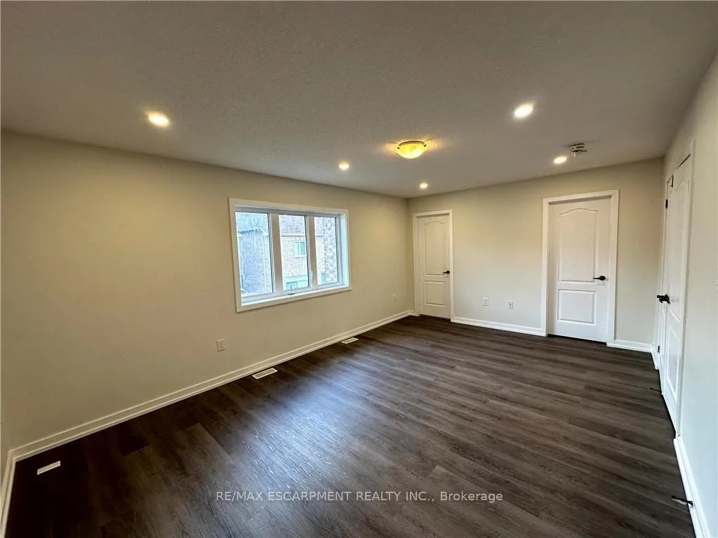 Photo 39 of 7 Abercrombie Crescent, Brampton, Northwest Brampton — HOMEH