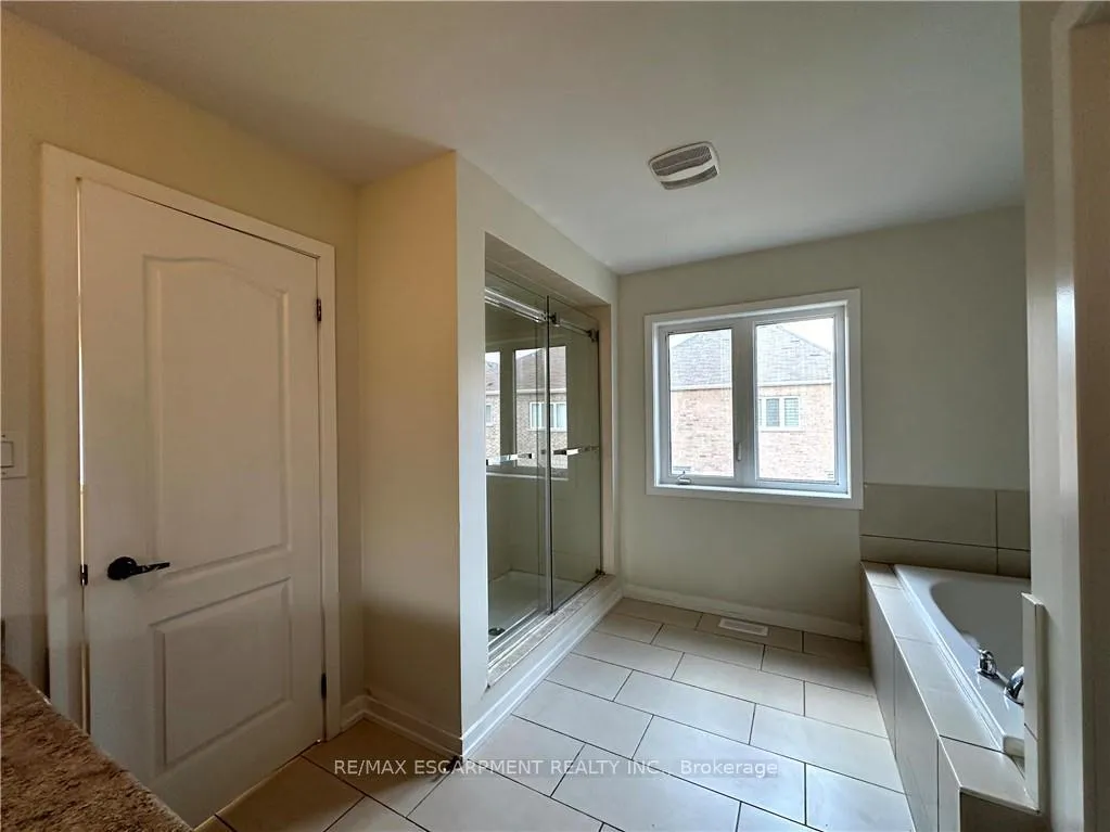 Photo 40 of 7 Abercrombie Crescent, Brampton, Northwest Brampton — HOMEH