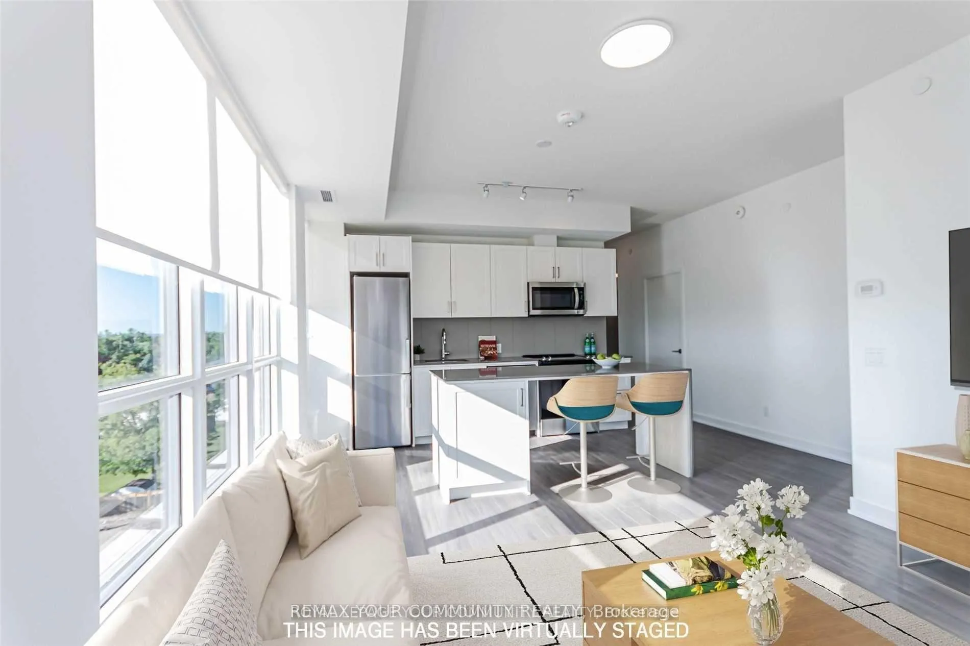 Photo 8 of Unit 521, 681 Yonge Street, Barrie, Painswick South — HOMEH