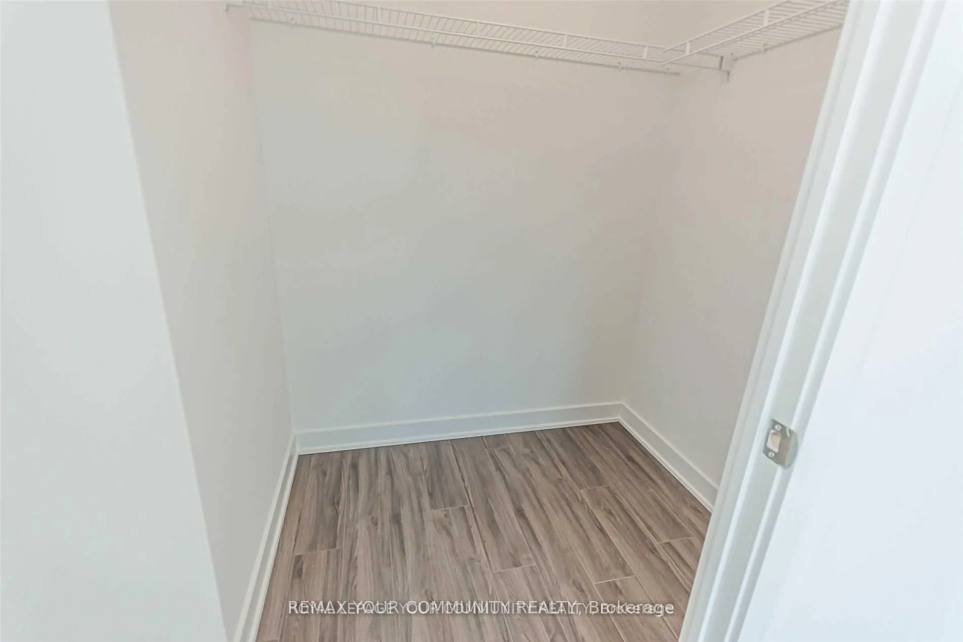 Photo 21 of Unit 521, 681 Yonge Street, Barrie, Painswick South — HOMEH