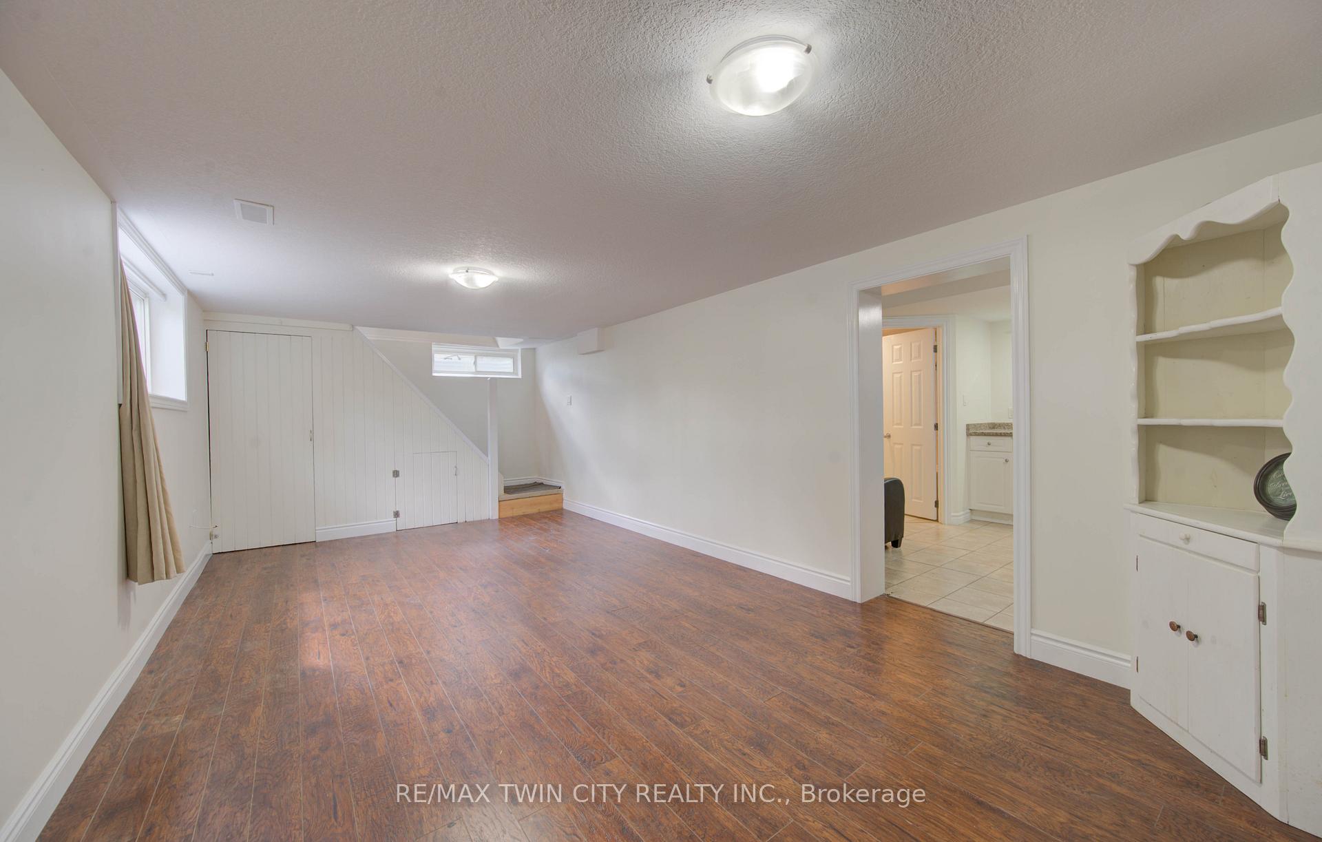 Photo 22 of 28 Jack Avenue, Kitchener — HOMEH