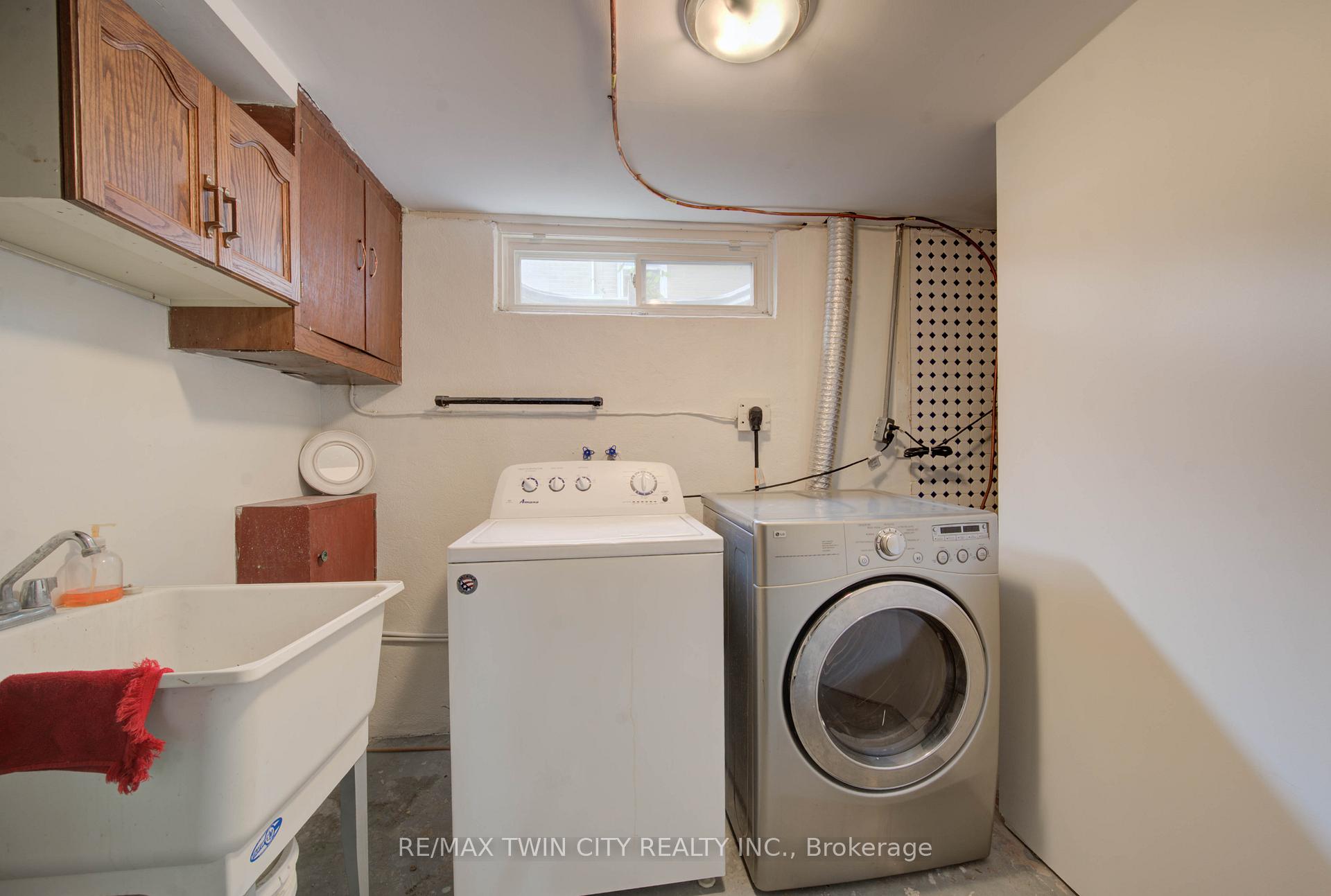 Photo 35 of 28 Jack Avenue, Kitchener — HOMEH