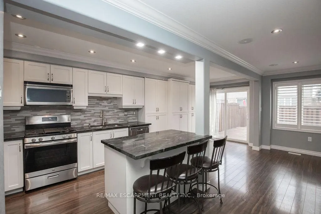 Photo 12 of 85 Chamomile Drive, Hamilton, Eleanor — HOMEH