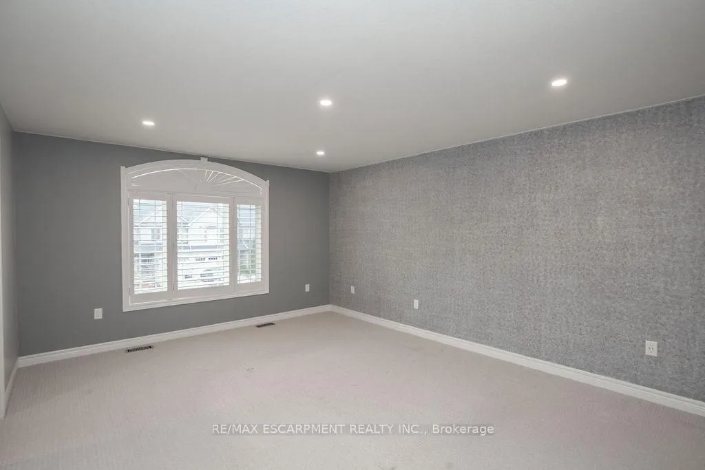 Photo 21 of 85 Chamomile Drive, Hamilton, Eleanor — HOMEH