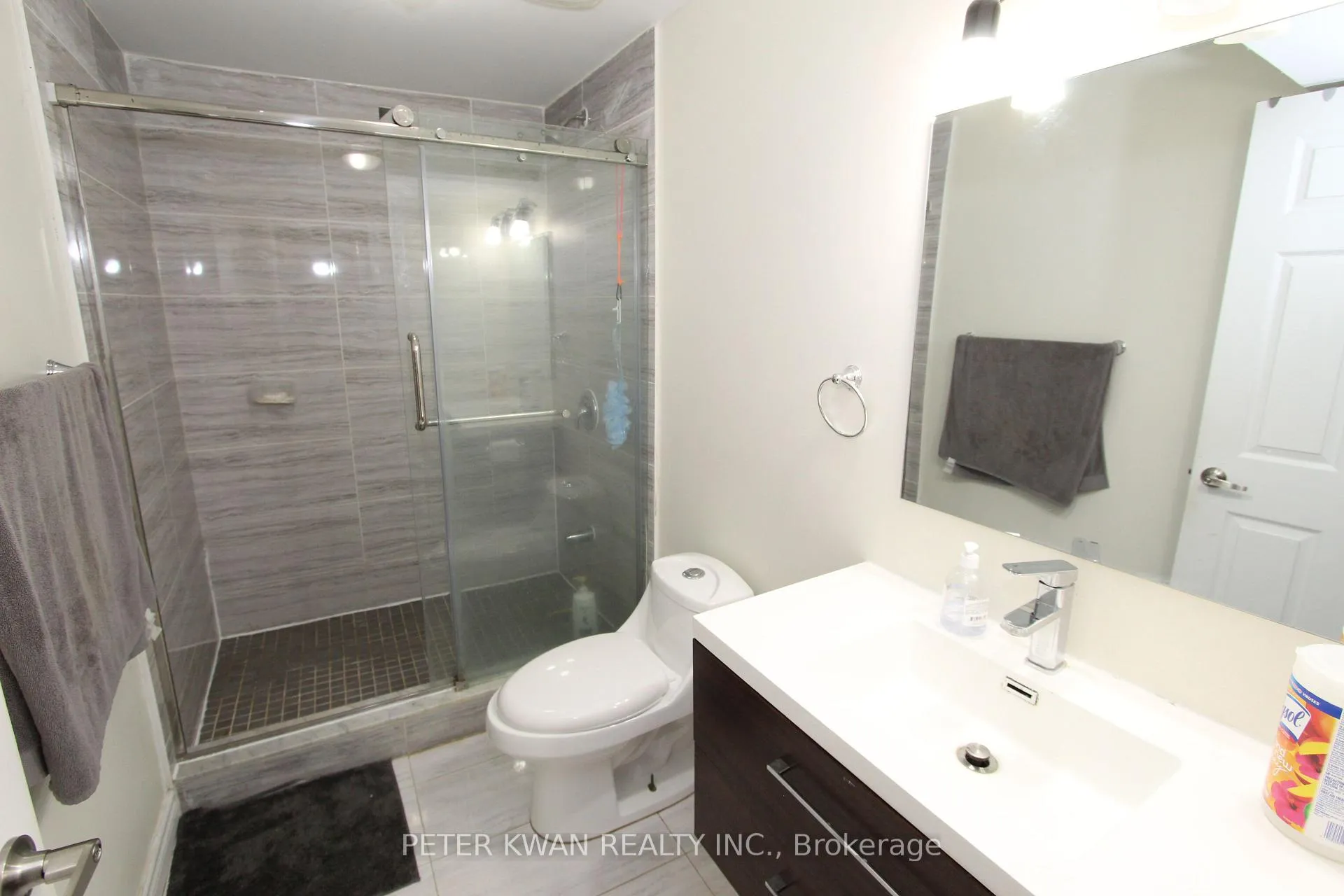 Photo 21 of 1543 Dundas Street E, Toronto, South Riverdale — HOMEH