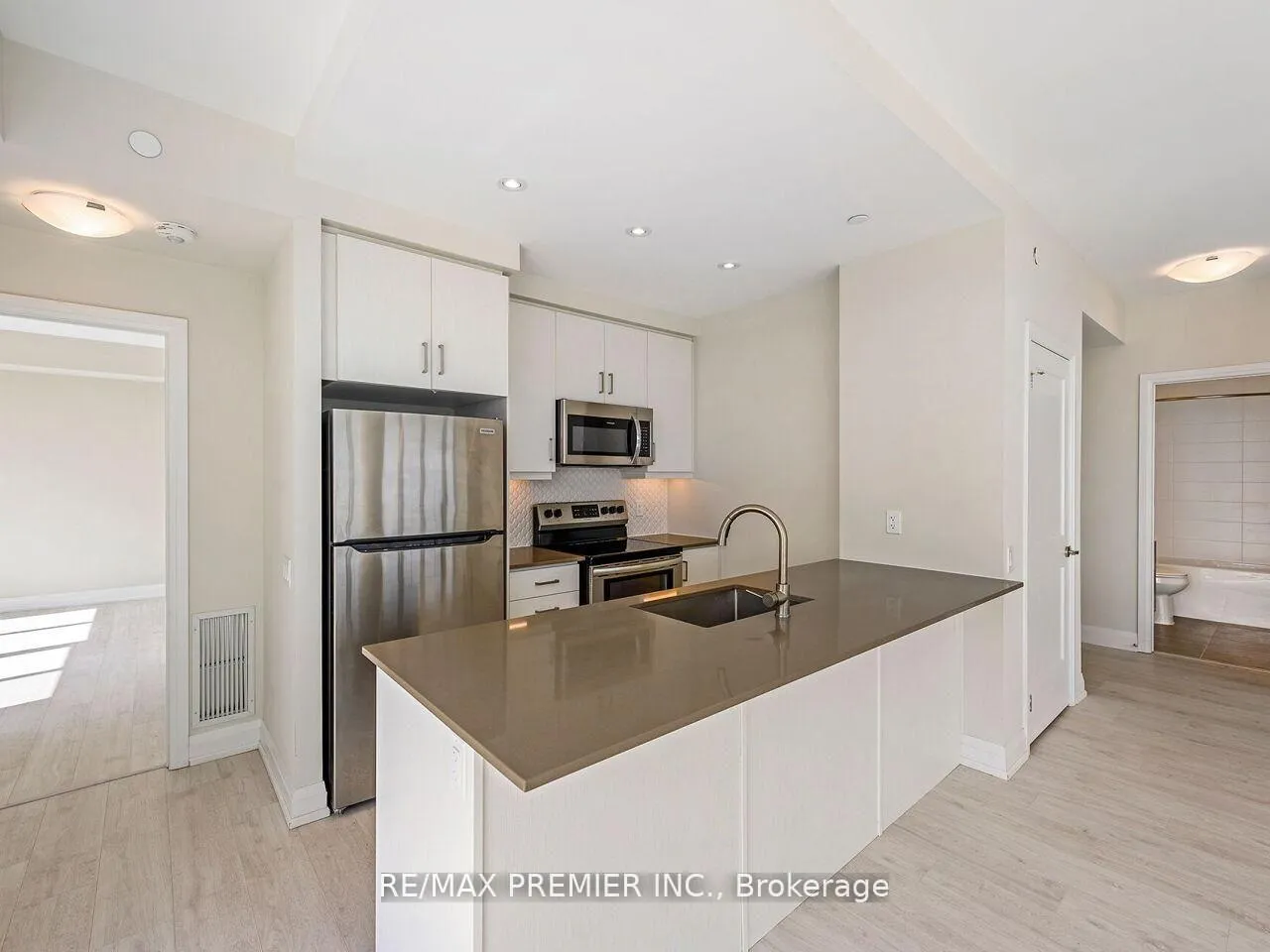 Photo 21 of Unit 1805, 15 Lynch Street, Brampton, Queen Street Corridor — HOMEH