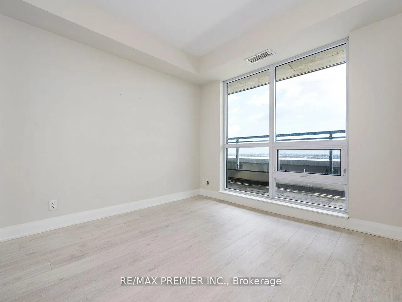 Photo 28 of Unit 1805, 15 Lynch Street, Brampton, Queen Street Corridor — HOMEH