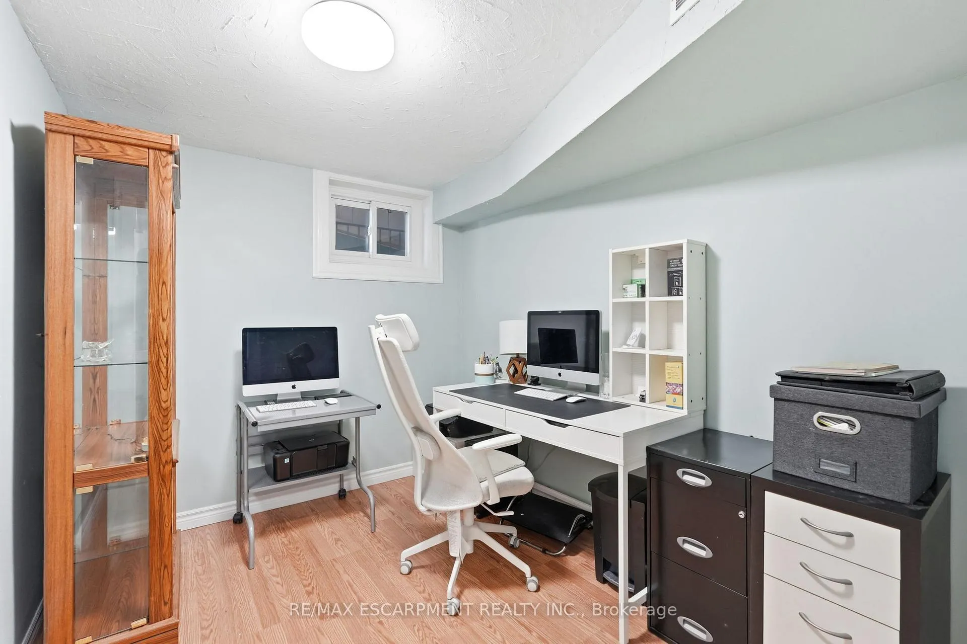 Photo 29 of 8 Elmore Drive N, Hamilton, Eleanor — HOMEH