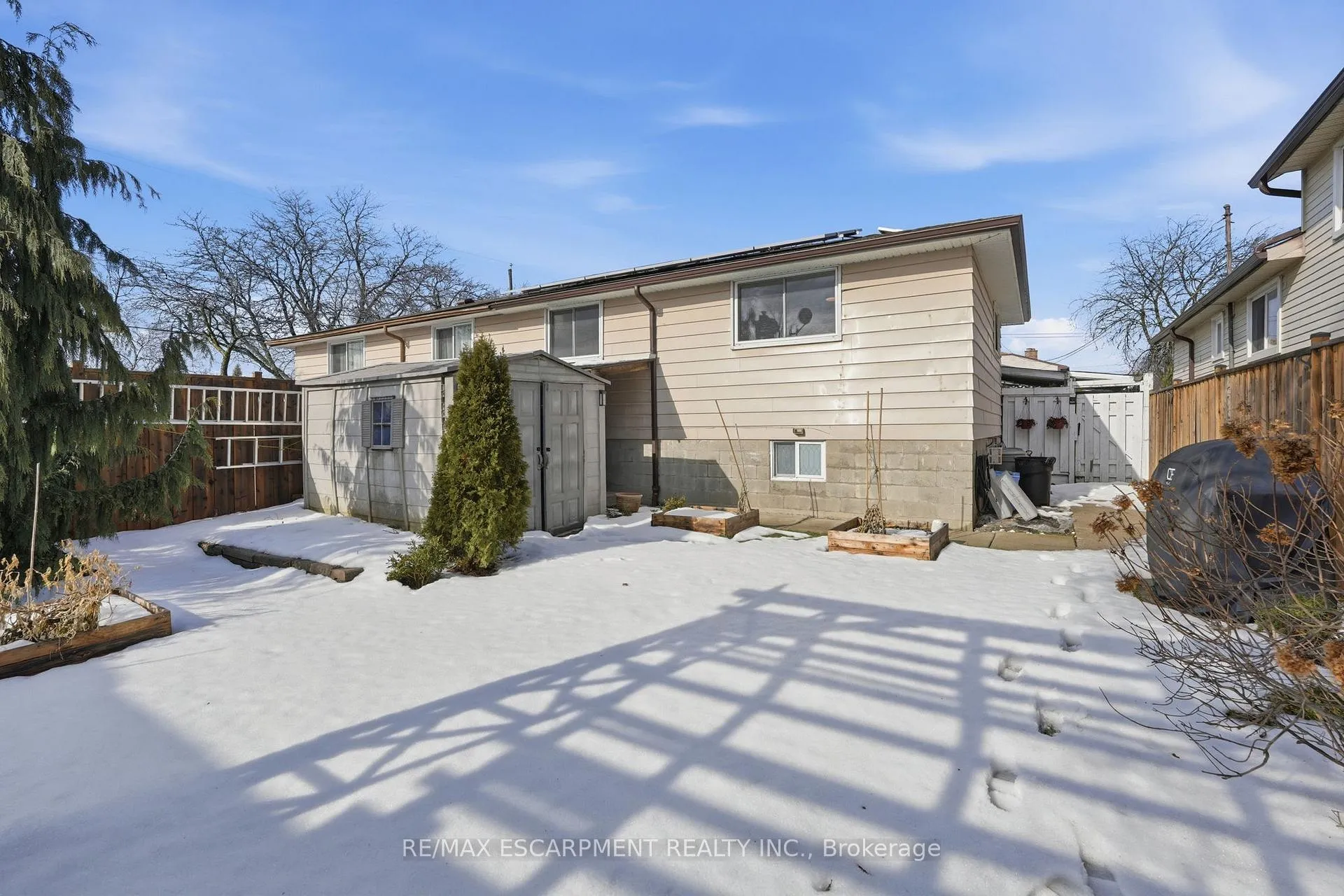 Photo 35 of 8 Elmore Drive N, Hamilton, Eleanor — HOMEH