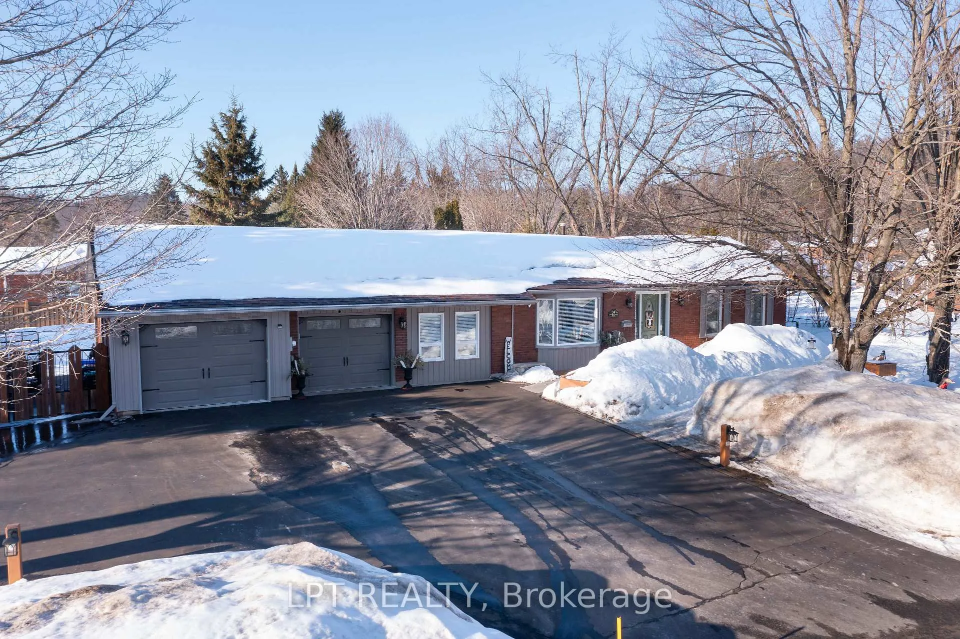 Front of 34 Cedar Creek Road