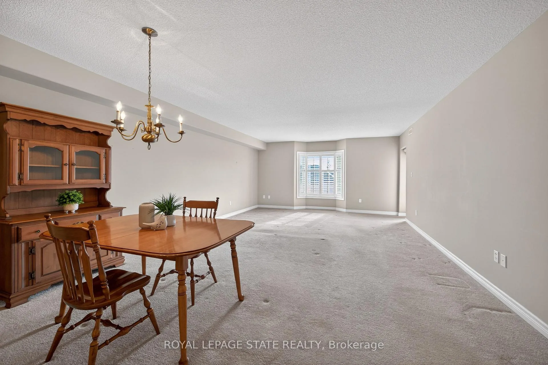 Photo 6 of Unit 308, 908 Mohawk Road E, Hamilton, Lisgar — HOMEH