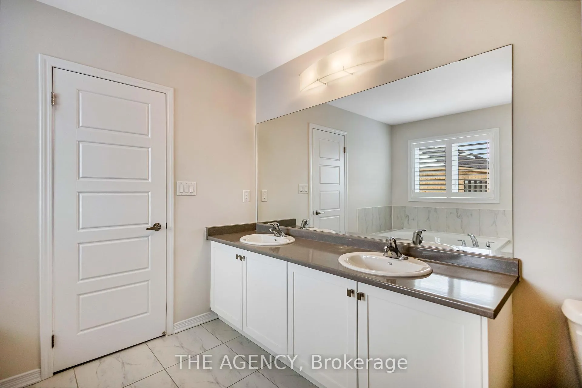 Photo 28 of 36 MacLachlan Avenue, Haldimand — HOMEH