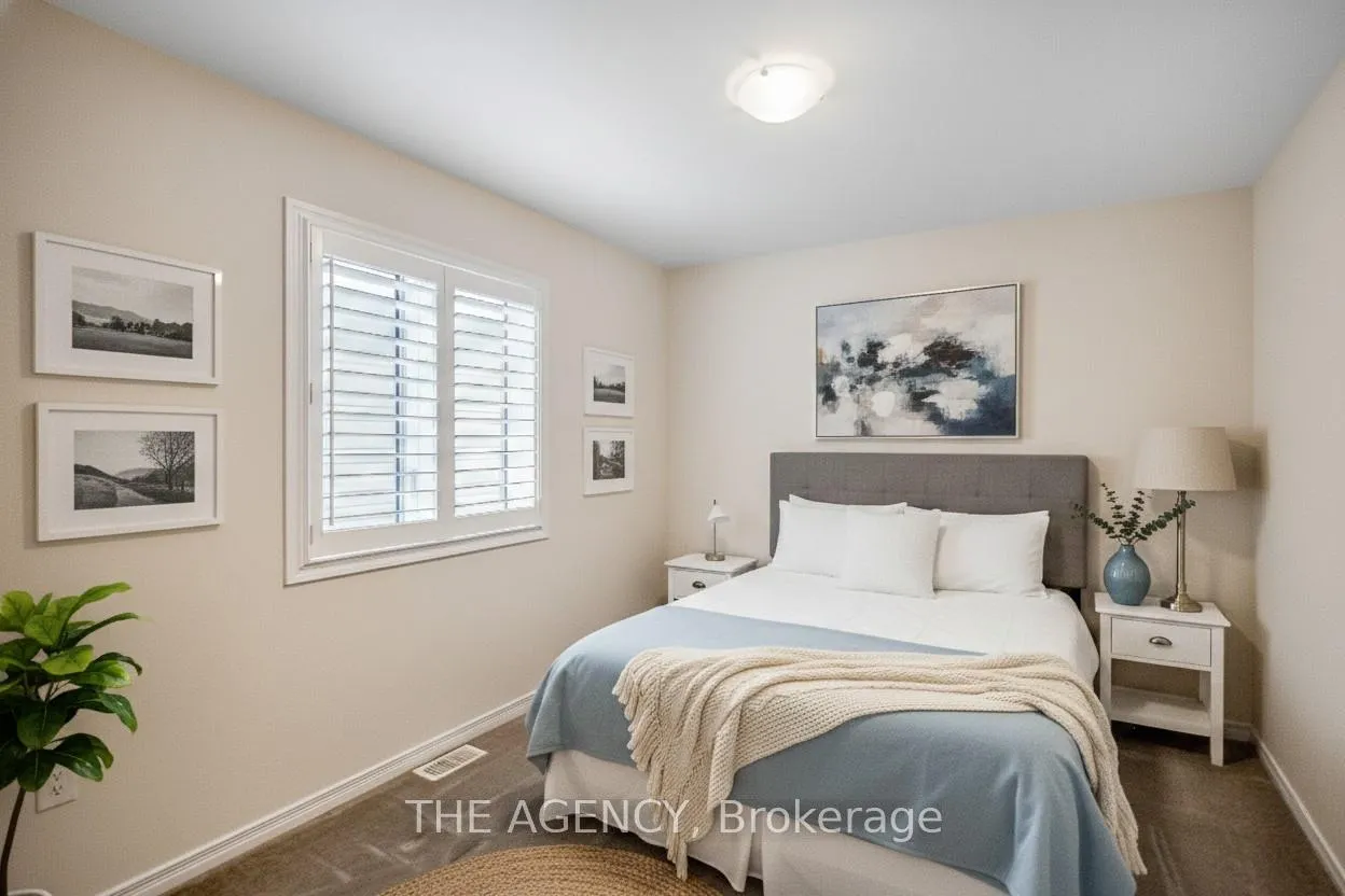 Photo 32 of 36 MacLachlan Avenue, Haldimand — HOMEH