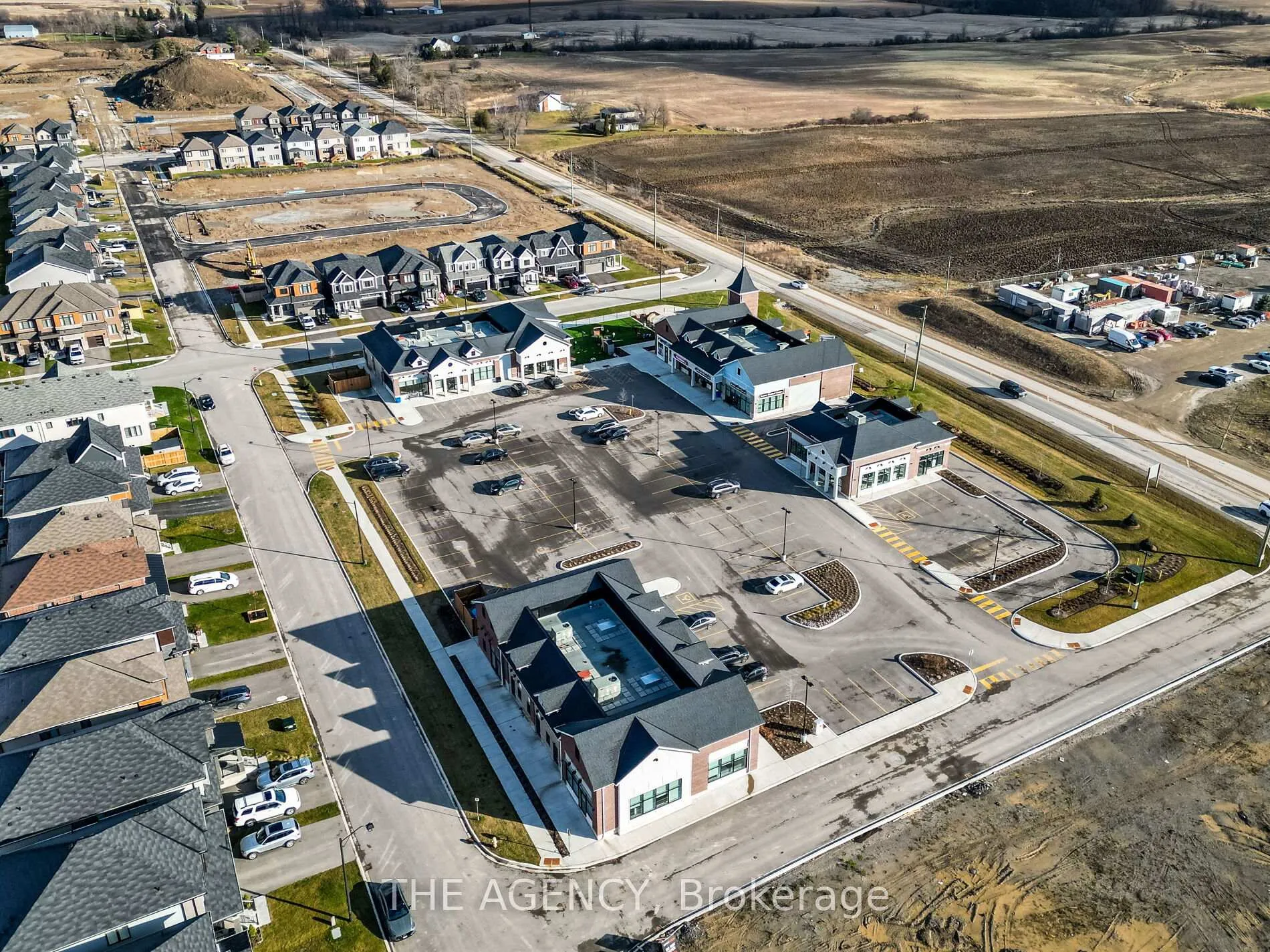 Photo 47 of 36 MacLachlan Avenue, Haldimand — HOMEH