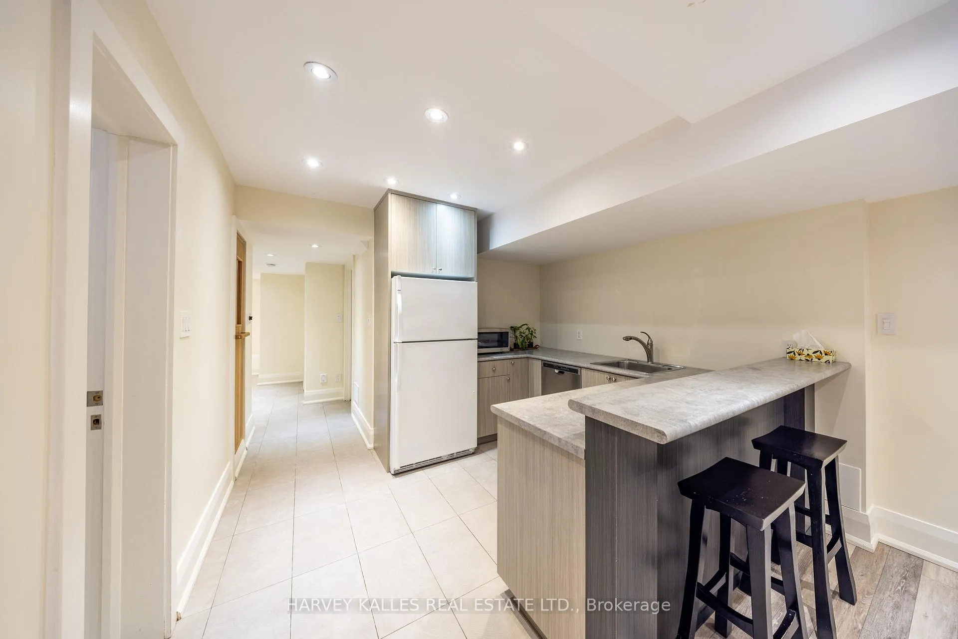 Photo 34 of 353 Briar Hill Avenue, Toronto, Yonge-Eglinton — HOMEH