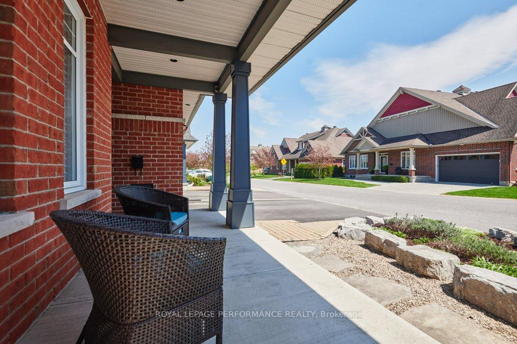 Photo 3 of 144 Solera Circle, Ottawa, Hunt Club Park/Greenboro — HOMEH