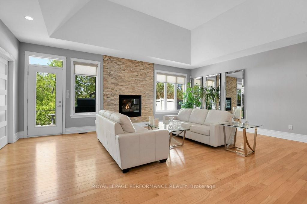 Photo 6 of 144 Solera Circle, Ottawa, Hunt Club Park/Greenboro — HOMEH