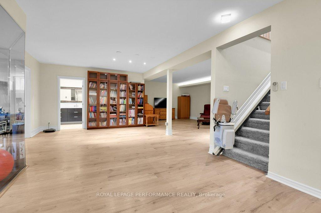 Photo 24 of 144 Solera Circle, Ottawa, Hunt Club Park/Greenboro — HOMEH