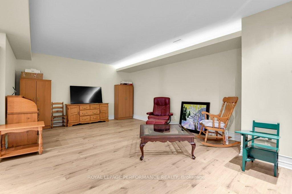 Photo 27 of 144 Solera Circle, Ottawa, Hunt Club Park/Greenboro — HOMEH