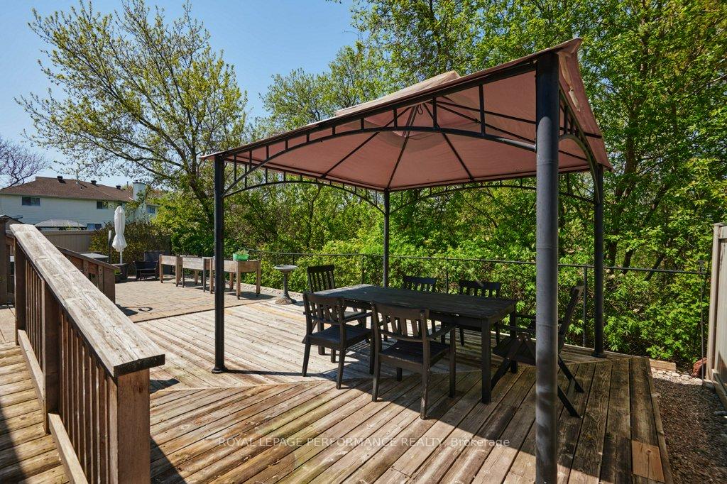 Photo 34 of 144 Solera Circle, Ottawa, Hunt Club Park/Greenboro — HOMEH