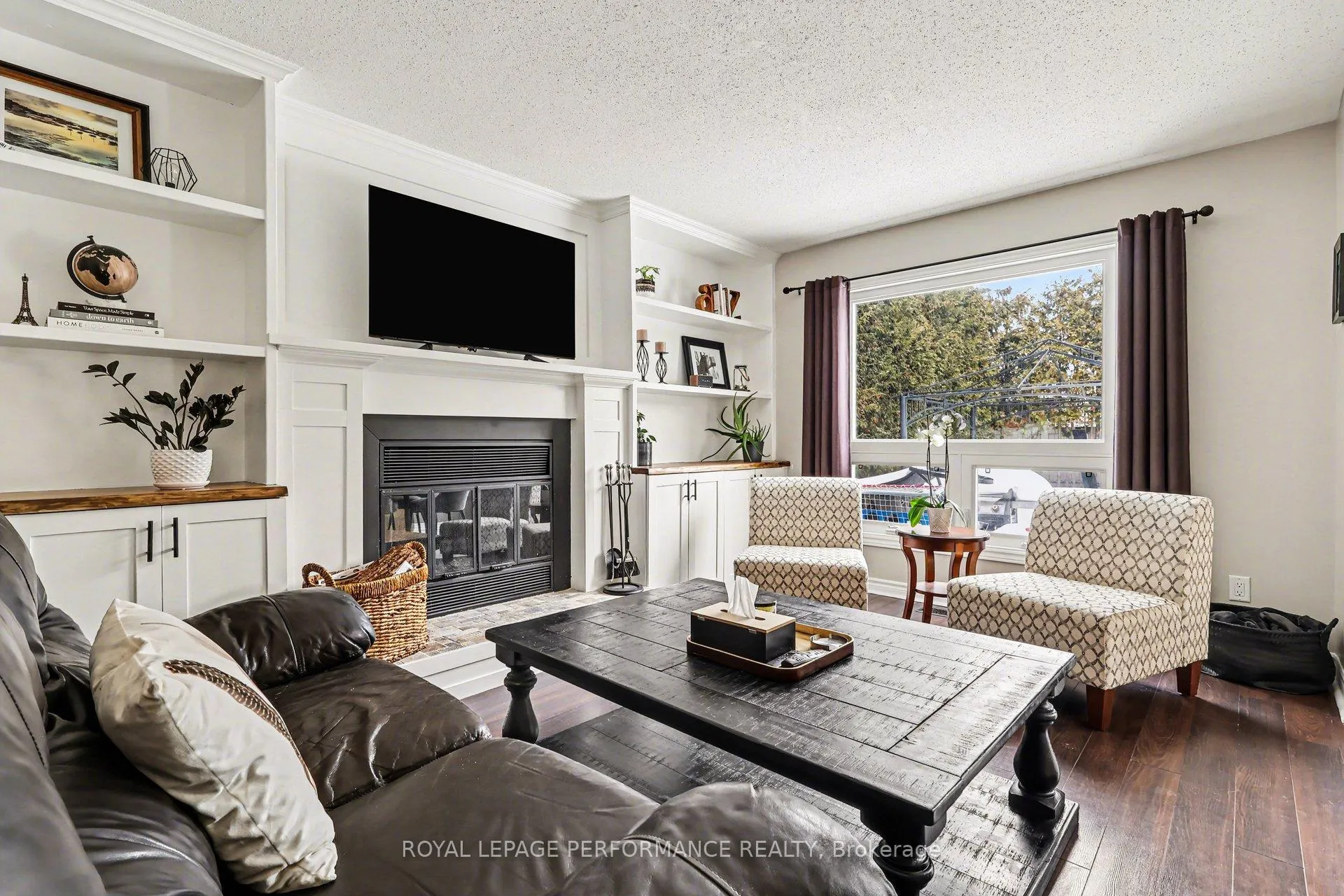 Photo 5 of 1606 Westport Crescent, Ottawa, Chateauneuf — HOMEH