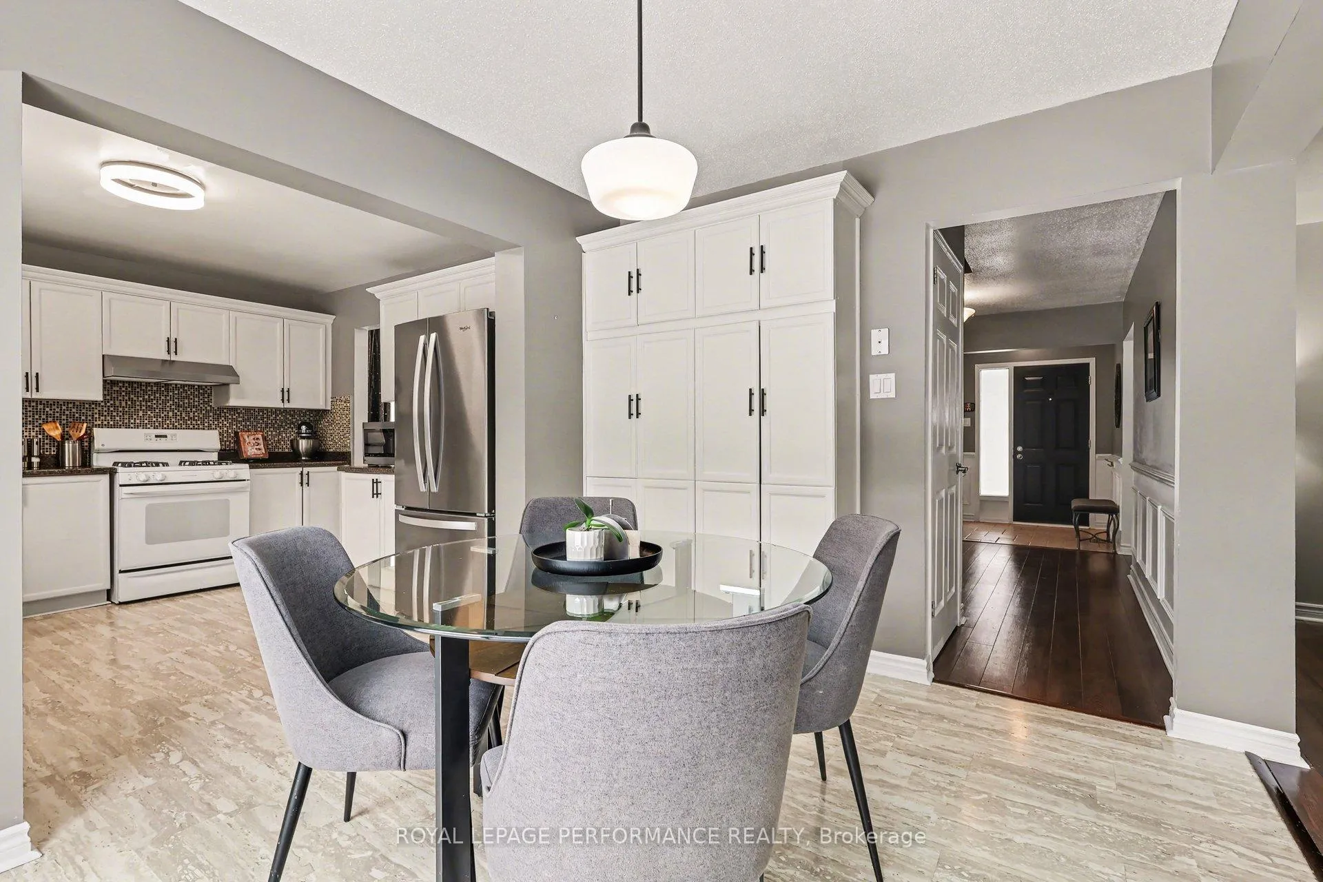 Photo 17 of 1606 Westport Crescent, Ottawa, Chateauneuf — HOMEH