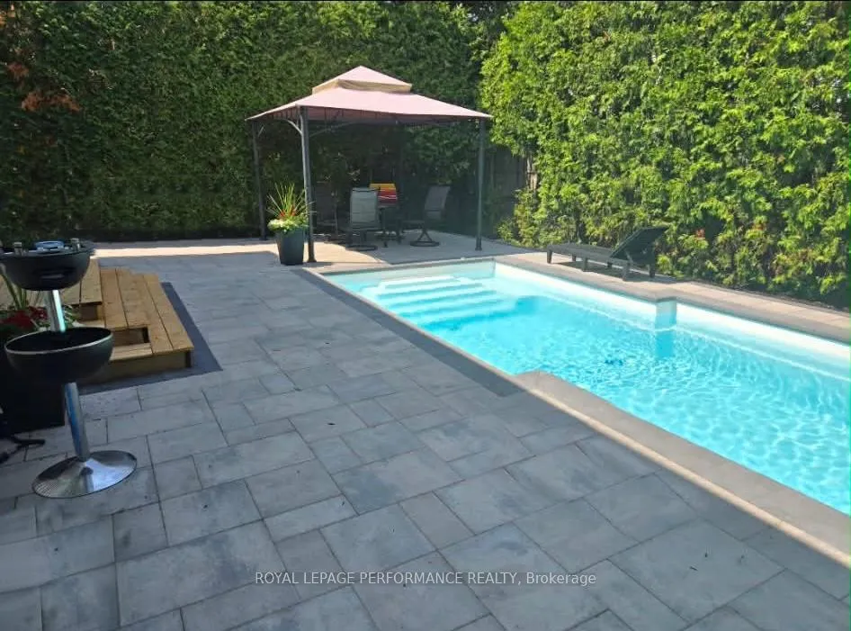 Photo 37 of 1606 Westport Crescent, Ottawa, Chateauneuf — HOMEH