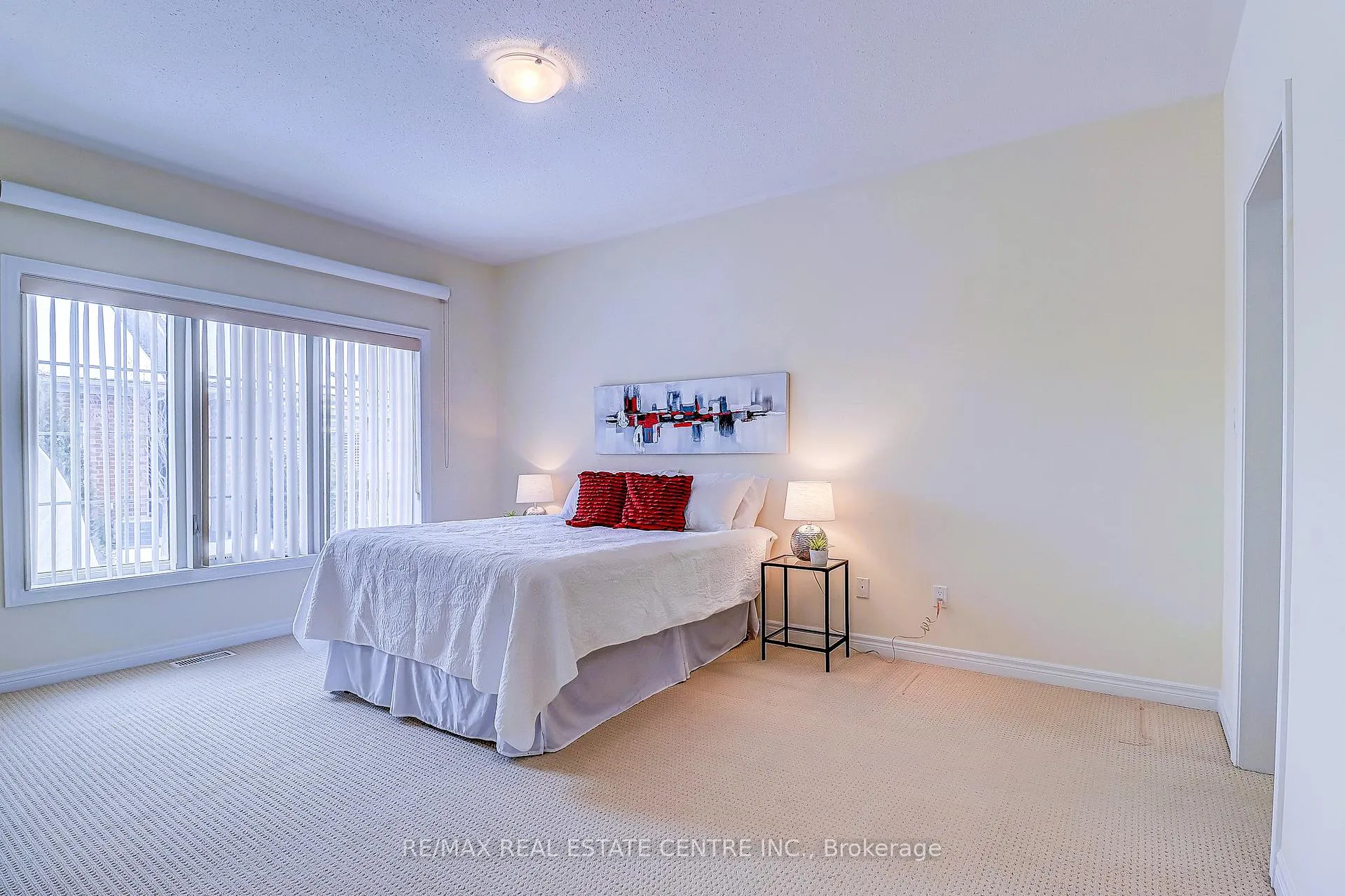 Photo 15 of 9 Jazzberry Road, Brampton, Sandringham-Wellington — HOMEH