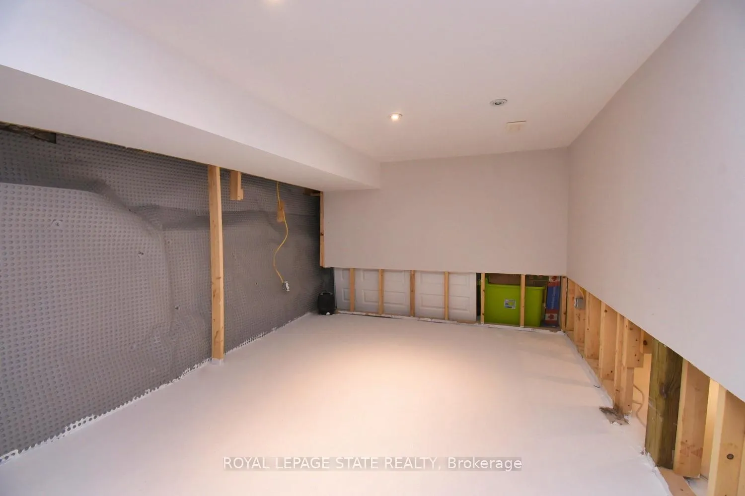 Photo 22 of 113 Steven Street, Hamilton, Landsdale — HOMEH