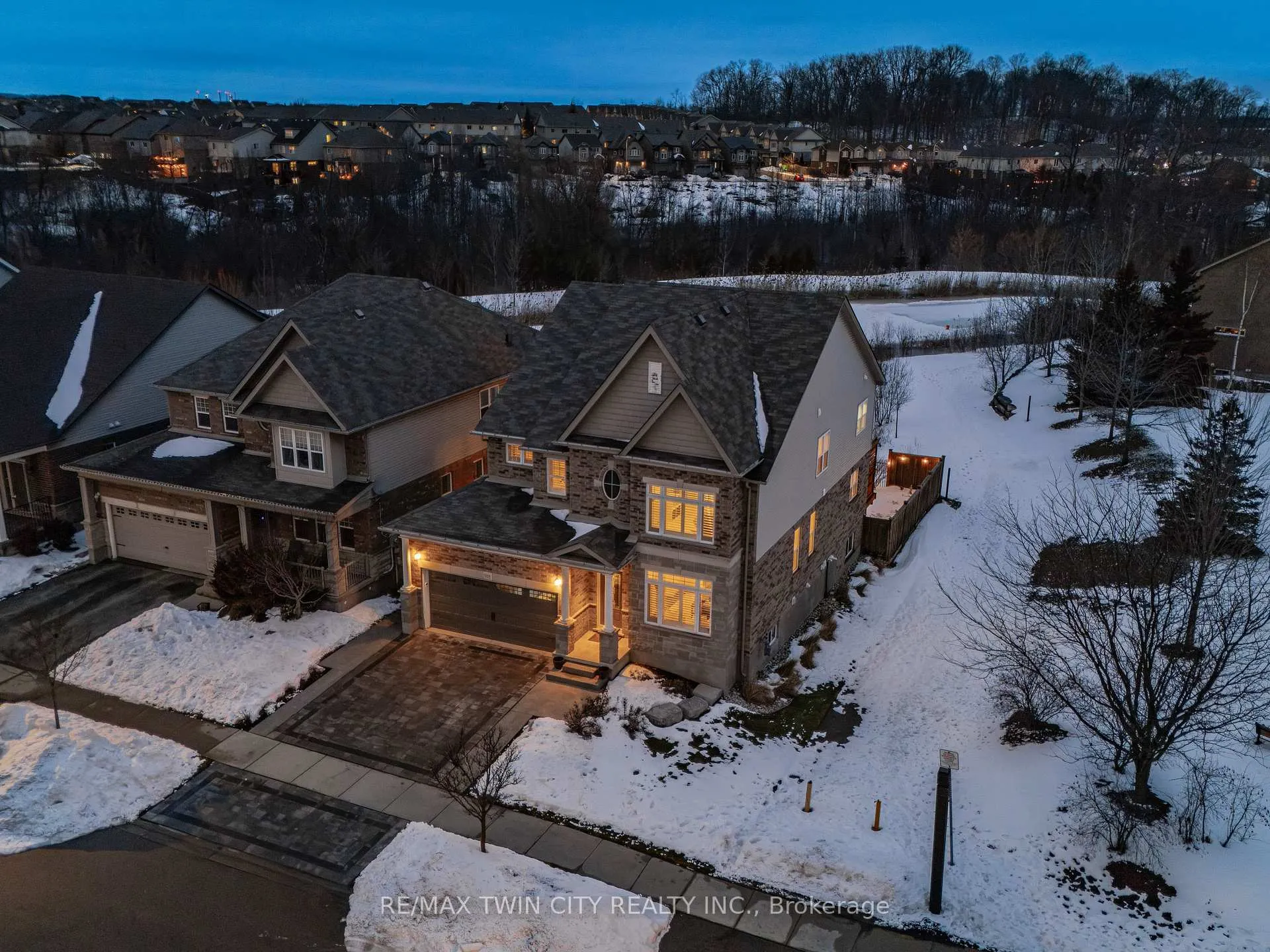 Photo 4 of 107 Janine Street, Kitchener — HOMEH