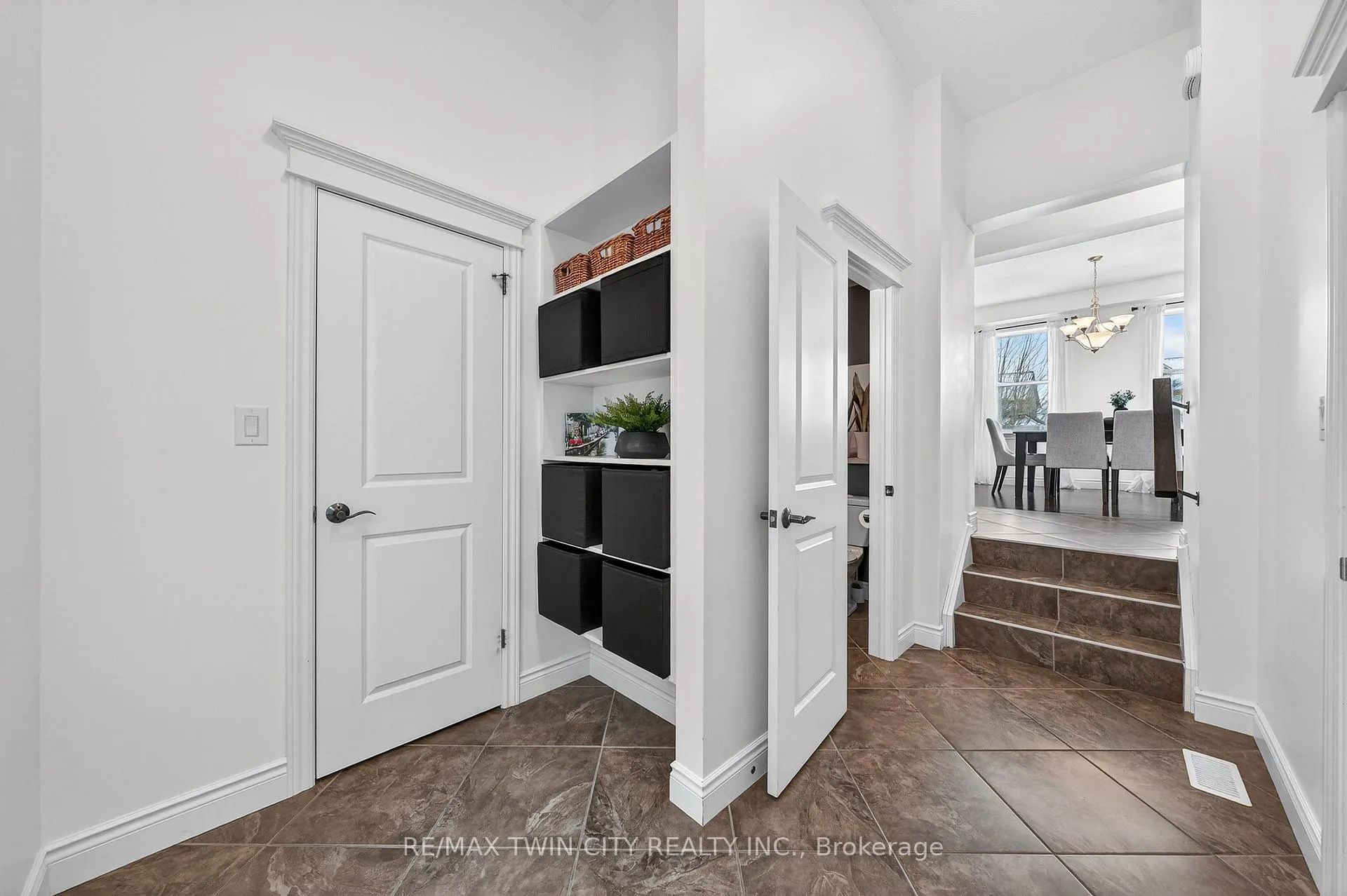 Photo 29 of 107 Janine Street, Kitchener — HOMEH
